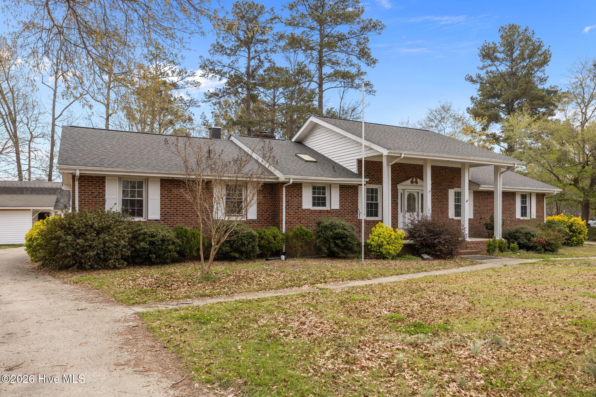 2882 Ivy Road, Greenville, NC, 27858