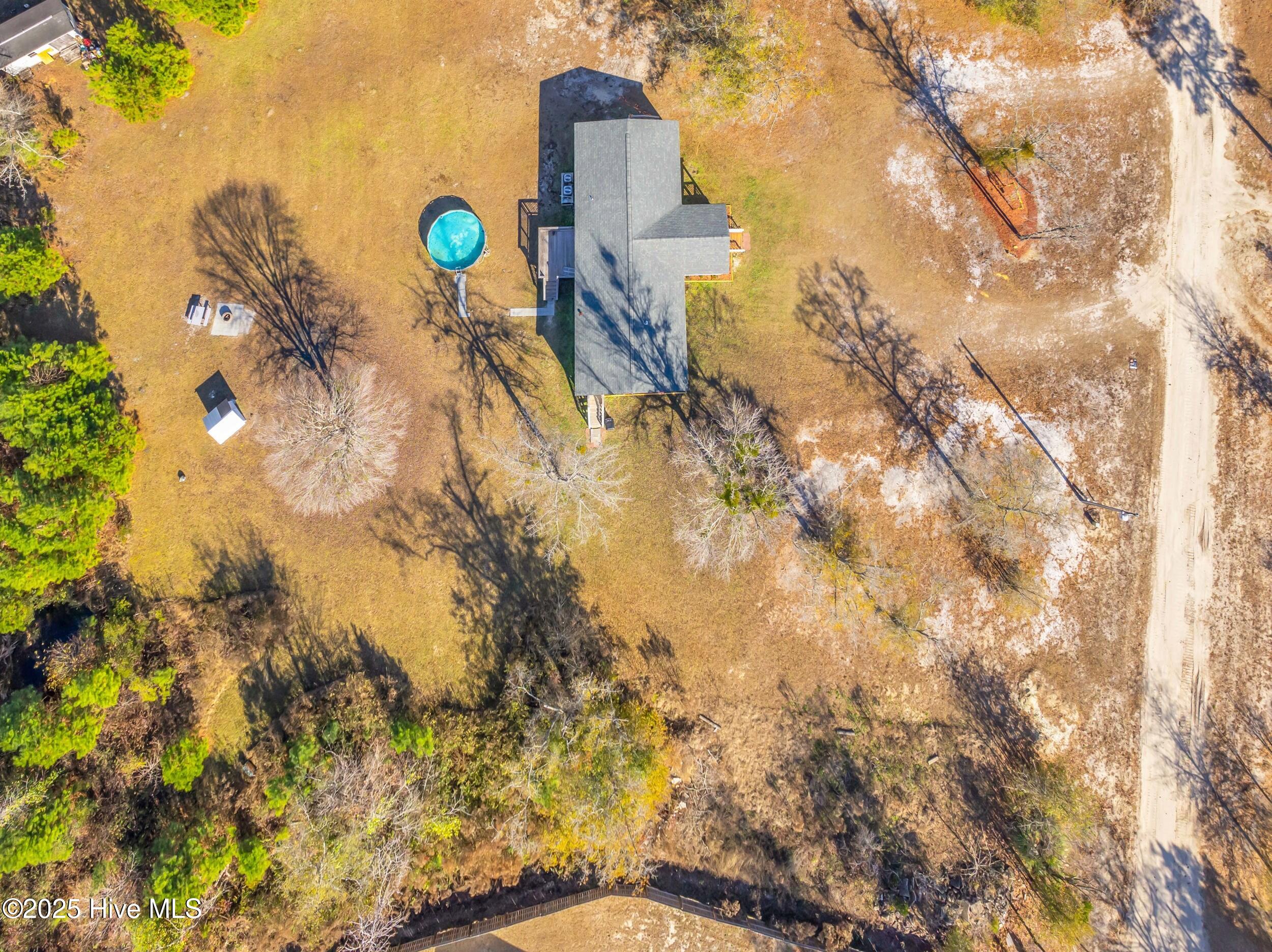 100518918 | Photo 42