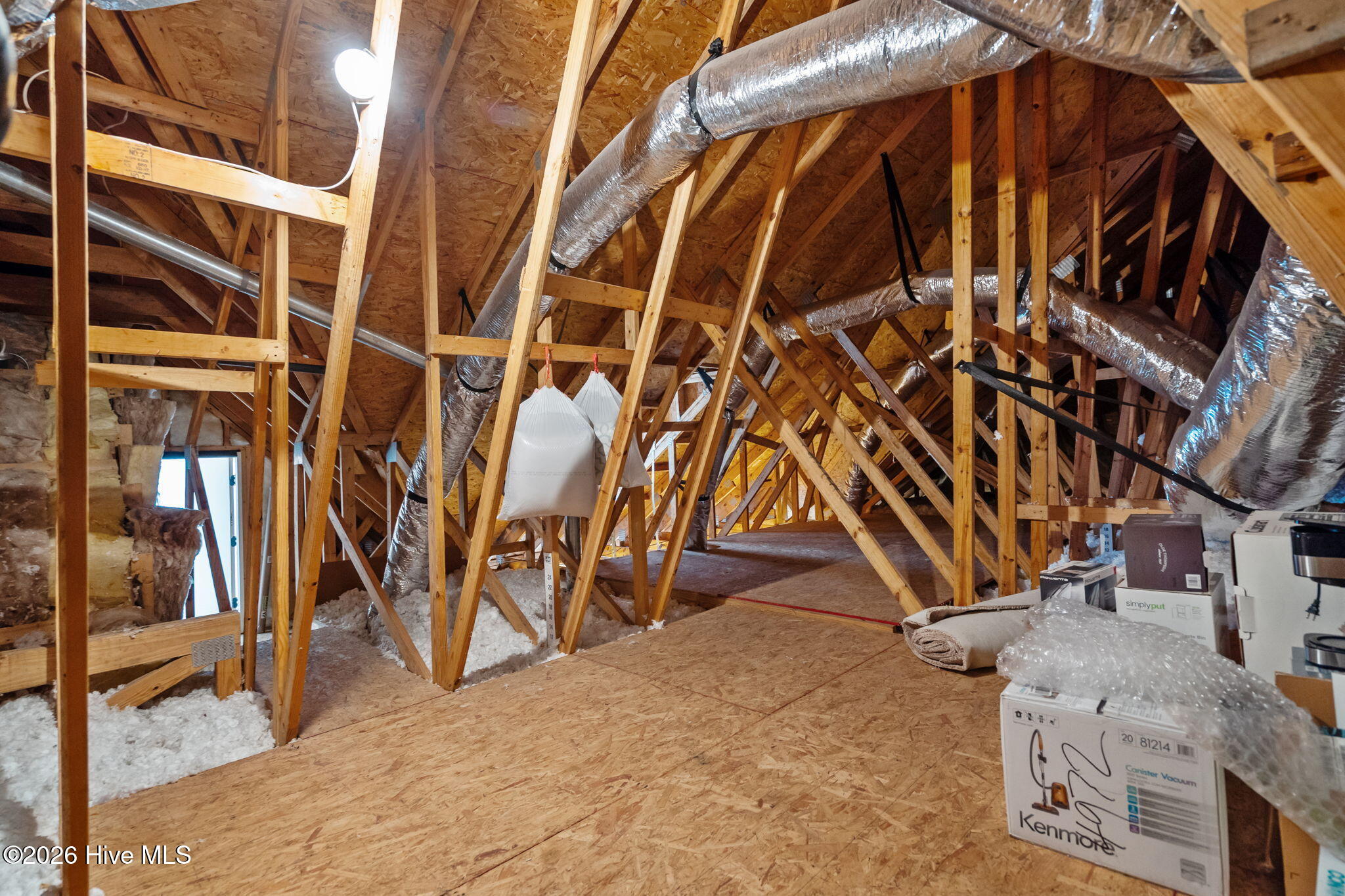 100568496 | Photo 41