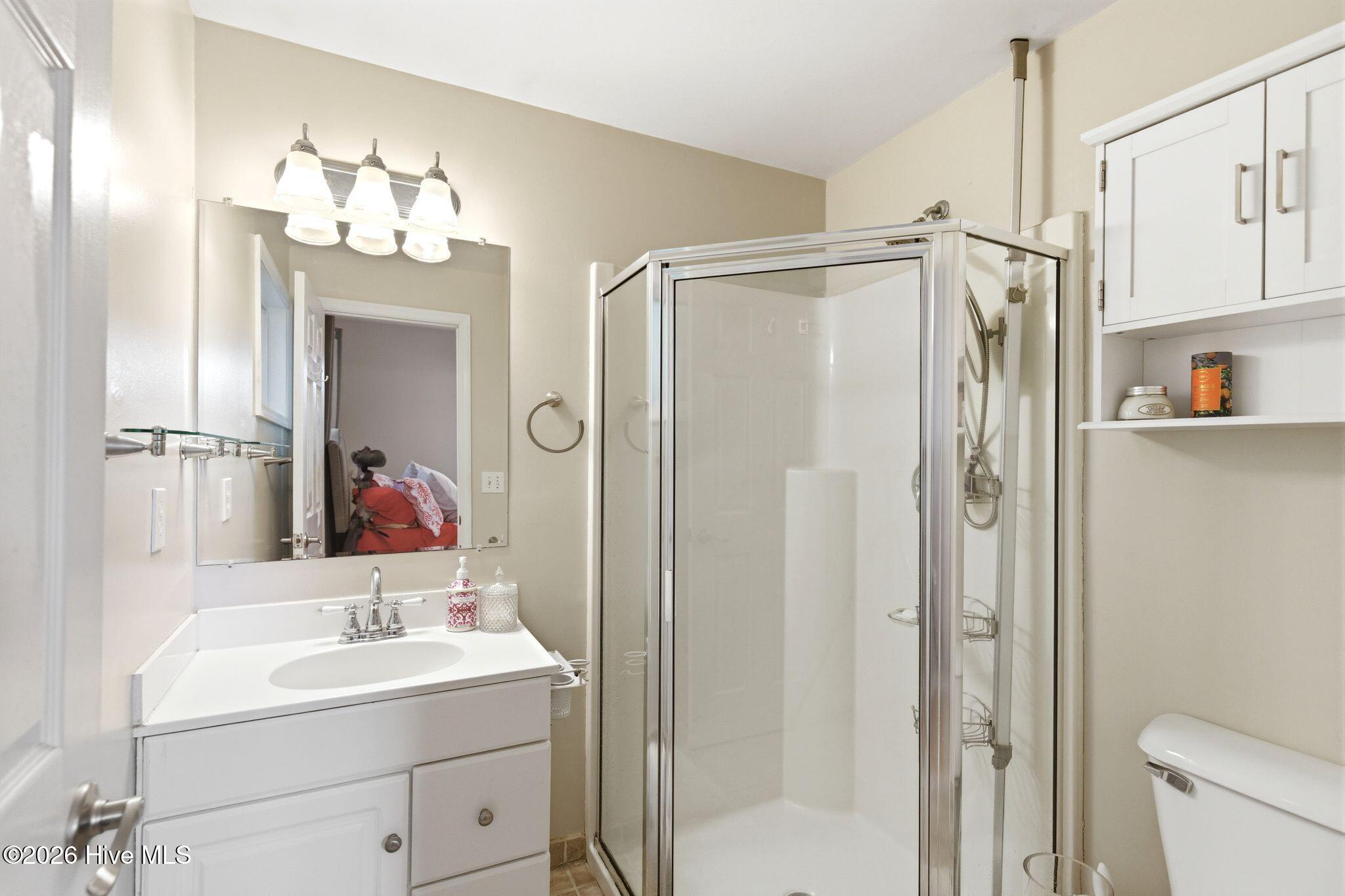 100564612 | Photo 23