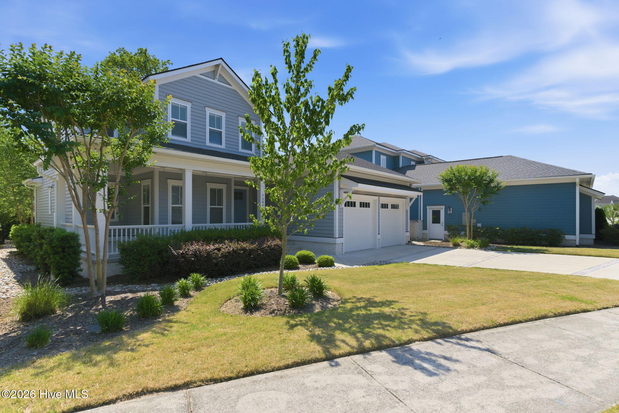 100569885 | Photo 49