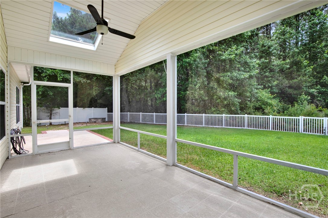504 Amsonia Circle