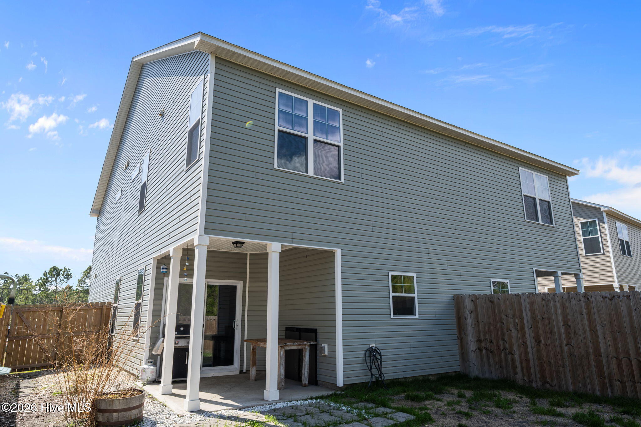 100559207 | Photo 37