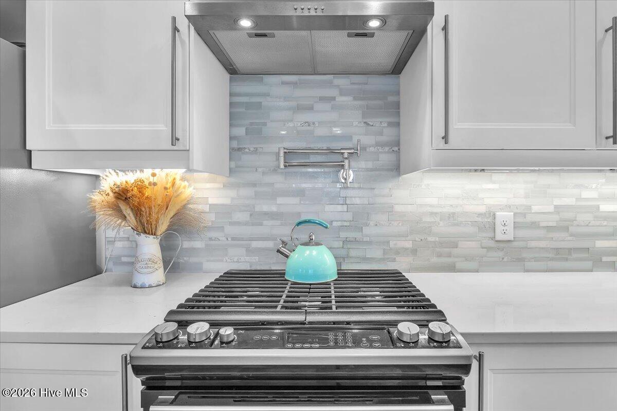 100550591 | Photo 18