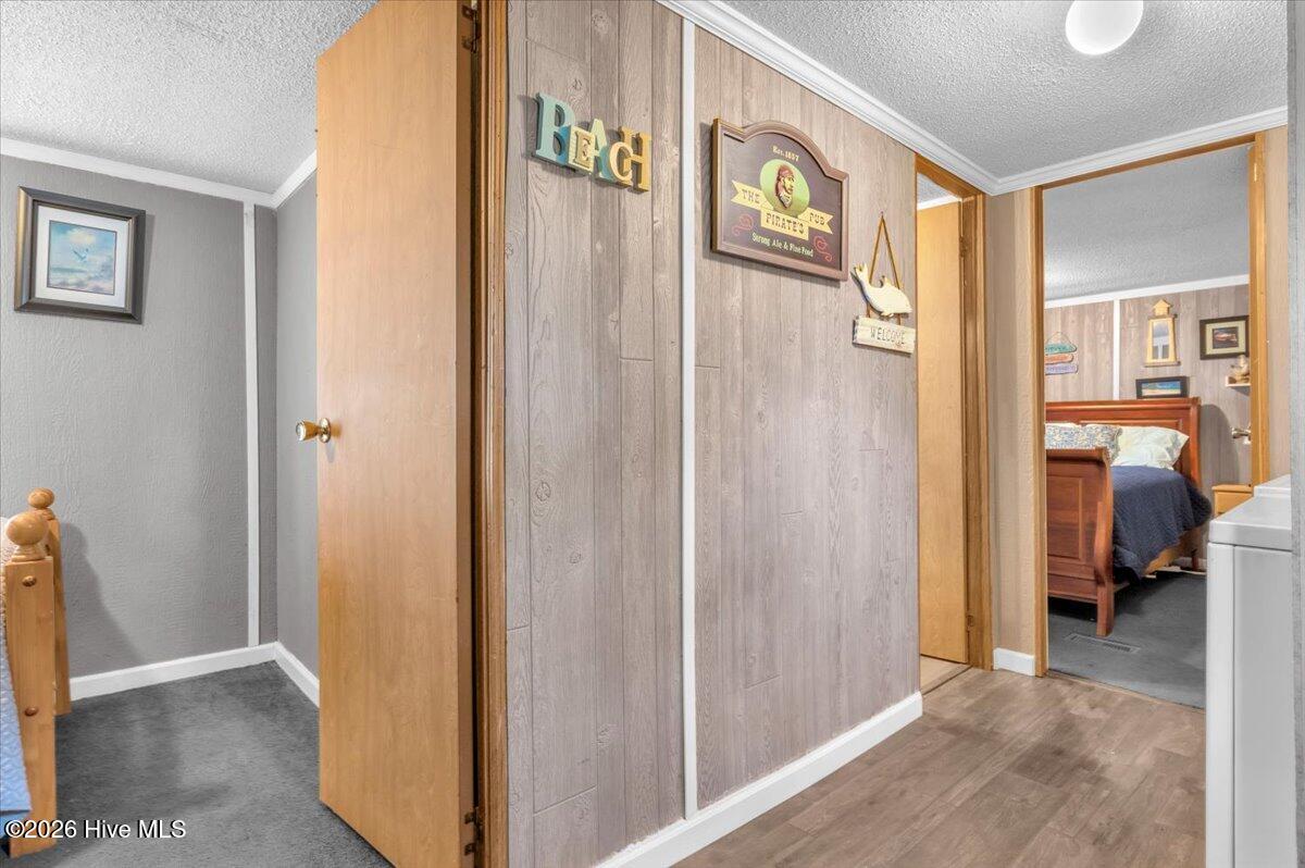 100551359 | Photo 11