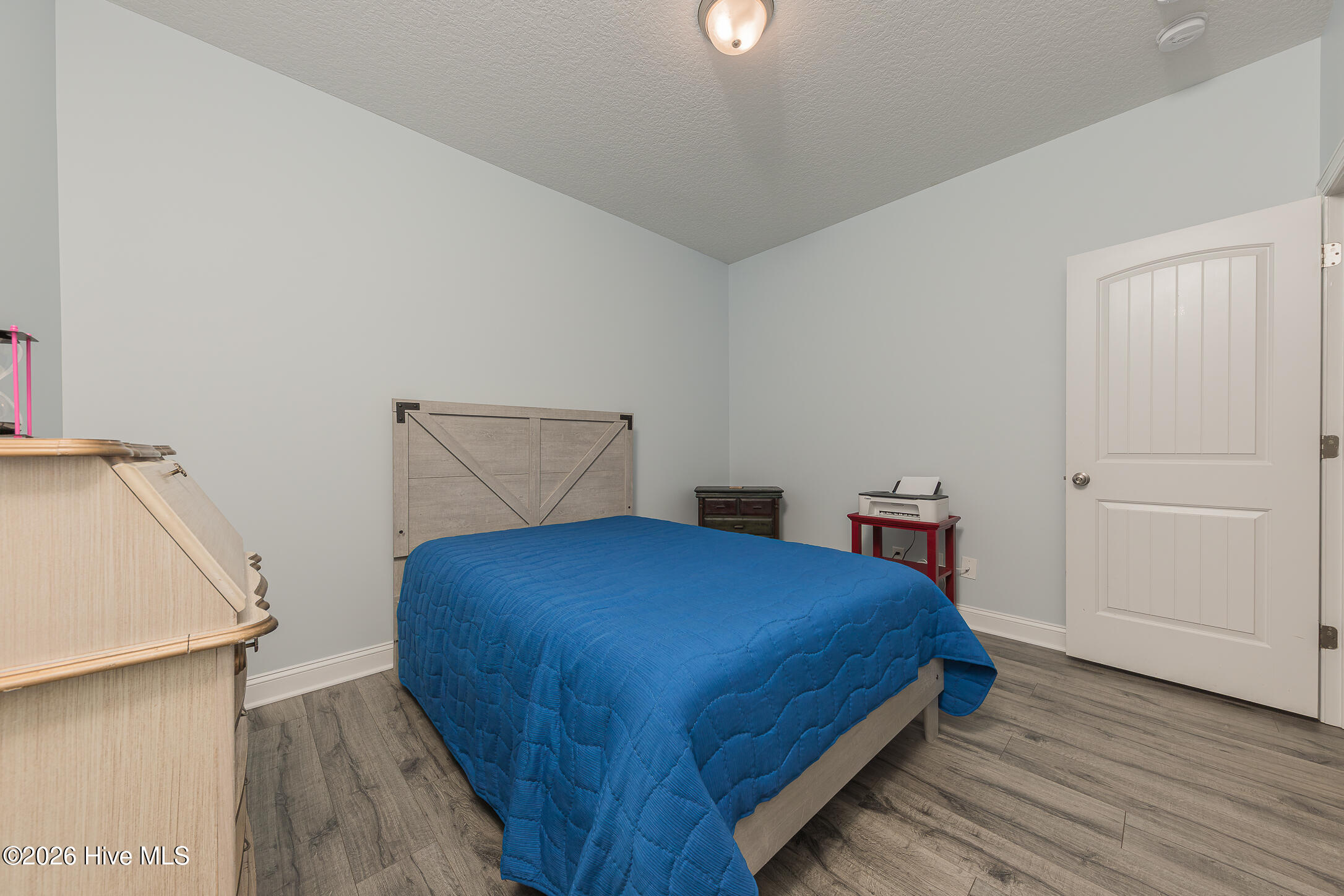 100556125 | Photo 31