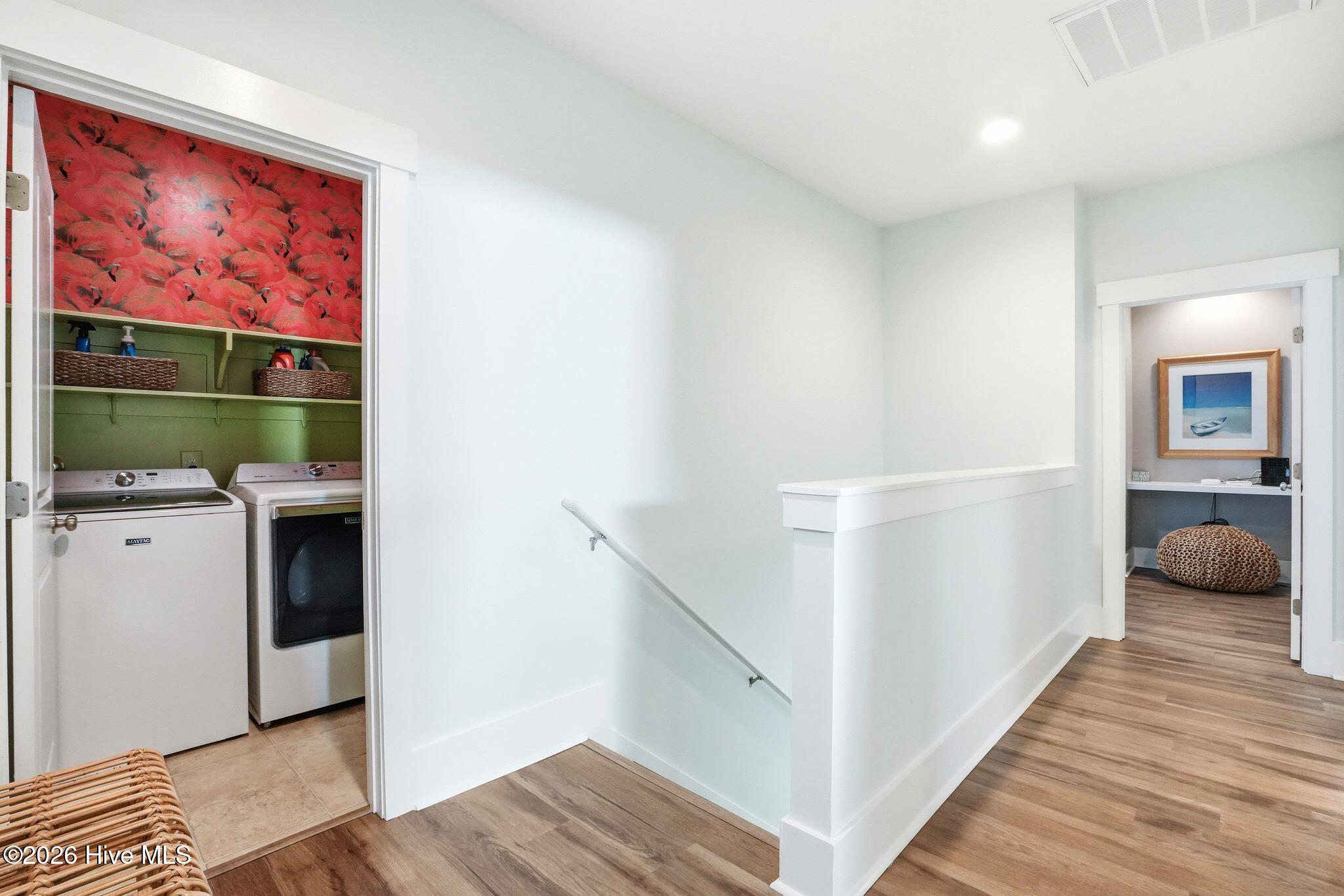 100565220 | Photo 39