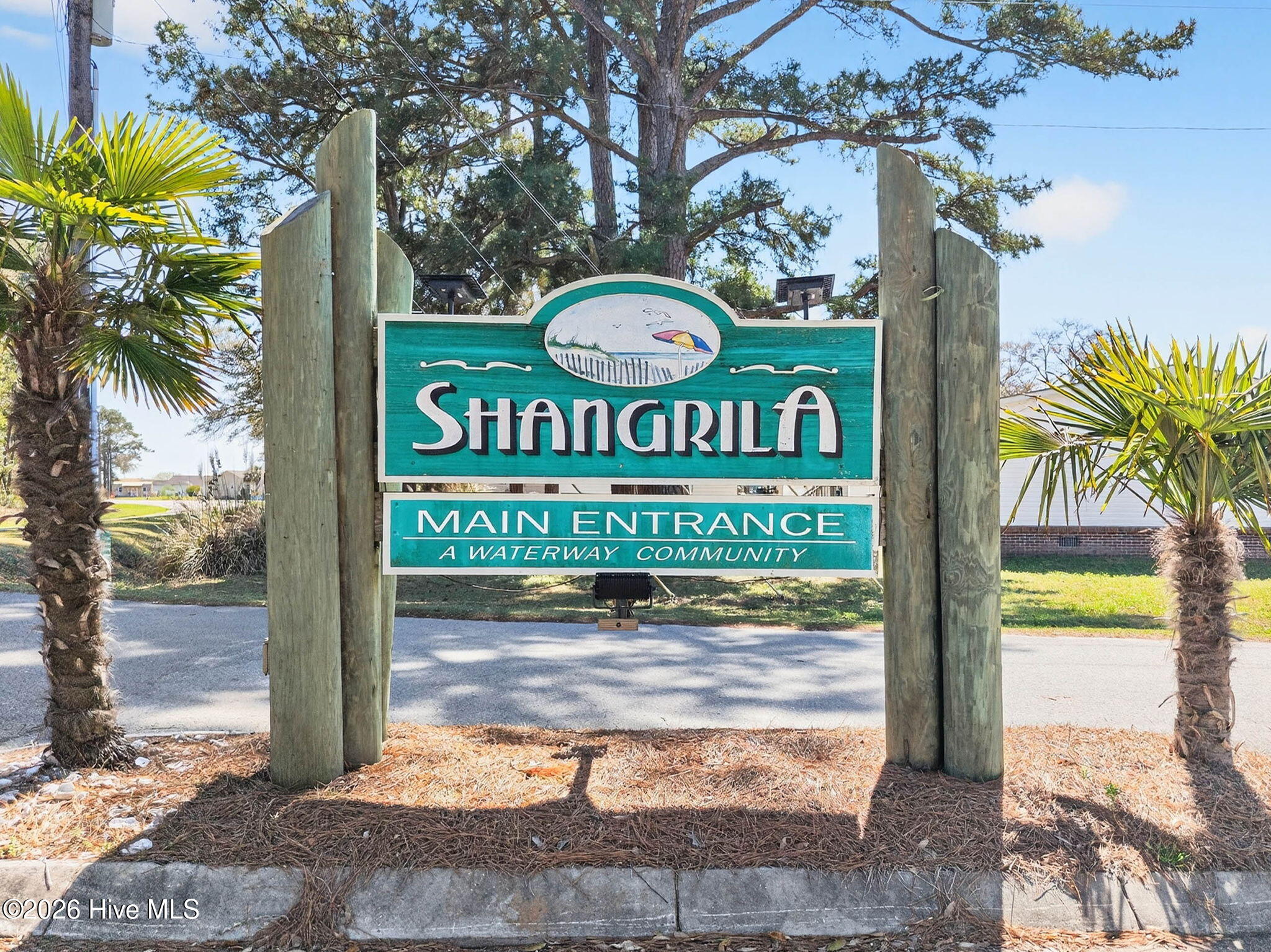 100561384 | Photo 36