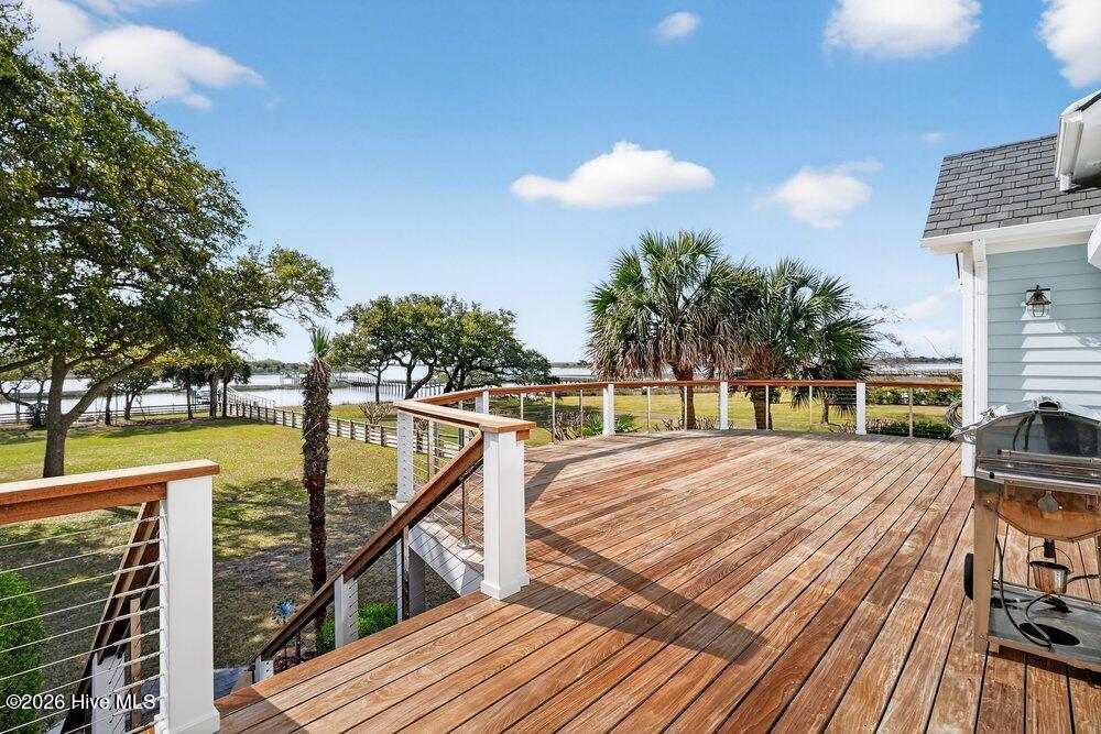 100563942 | Photo 31