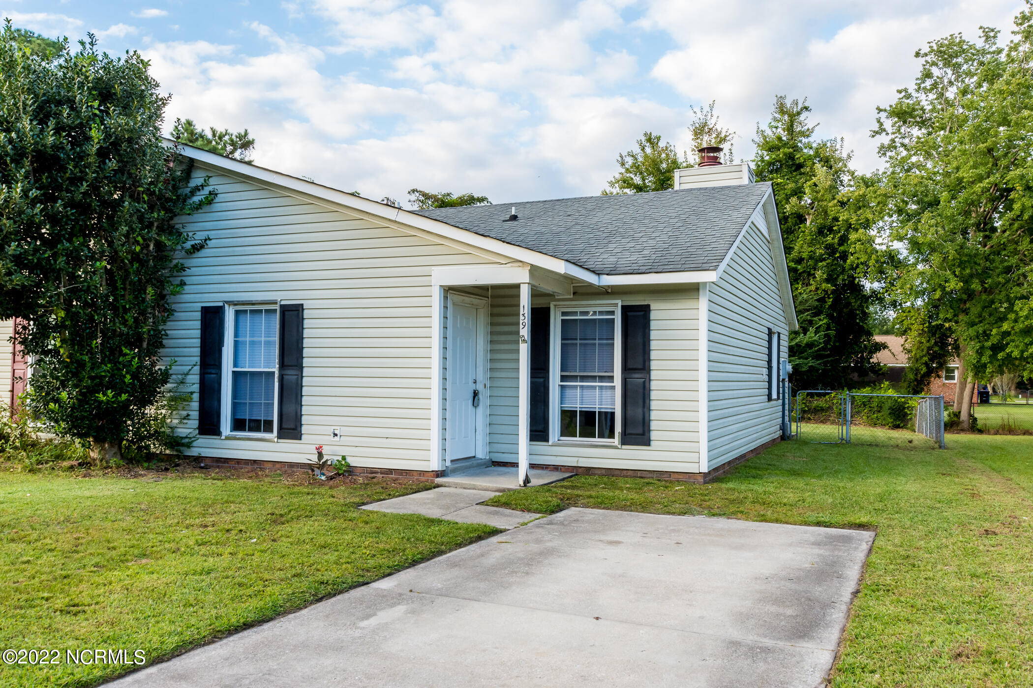 Exterior photo of 139 Village Circle, Jacksonville, NC 28546. MLS: 100596775