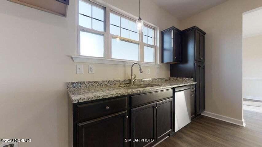 100523554 | Photo 40