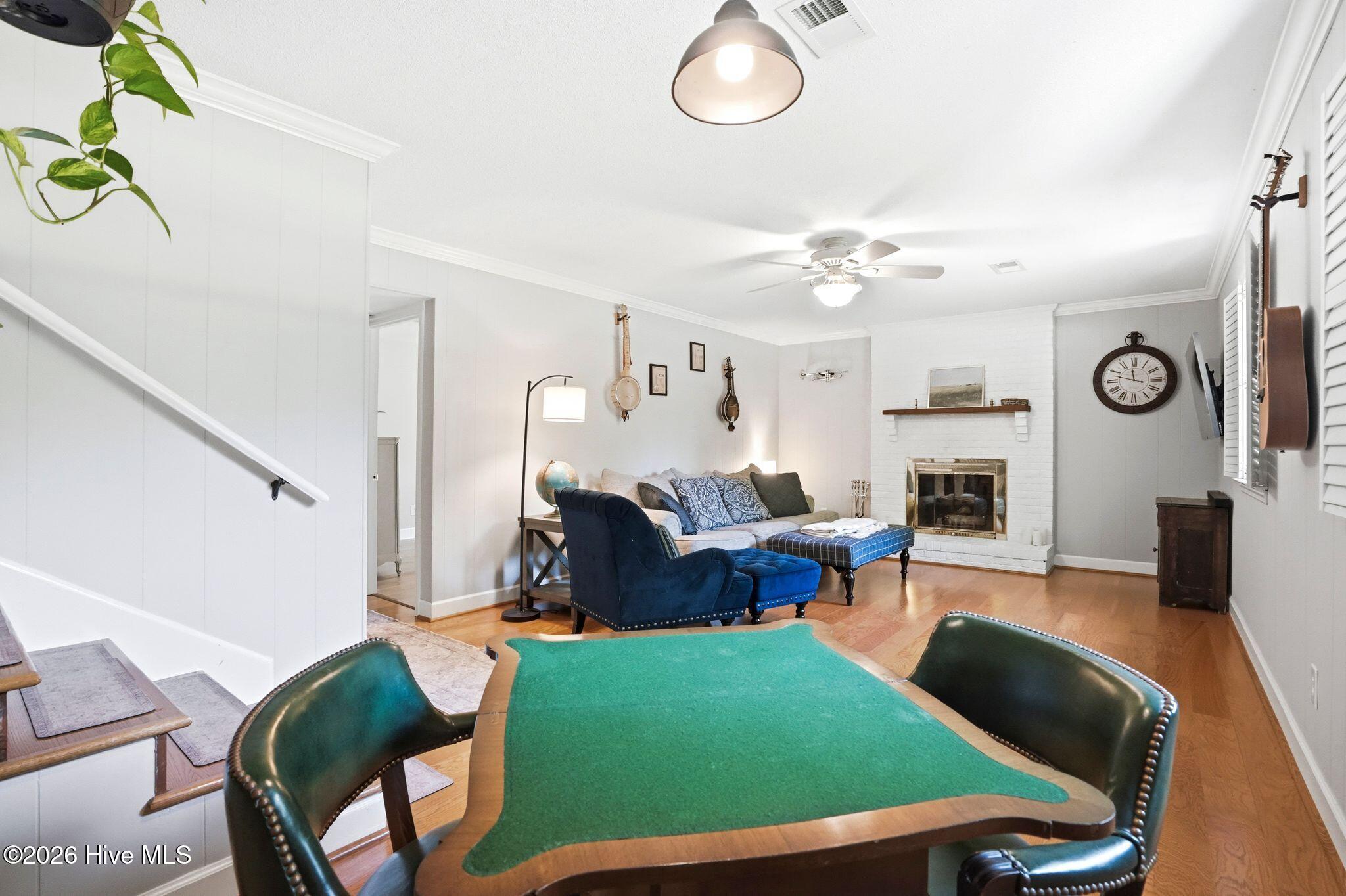 100568648 | Photo 29