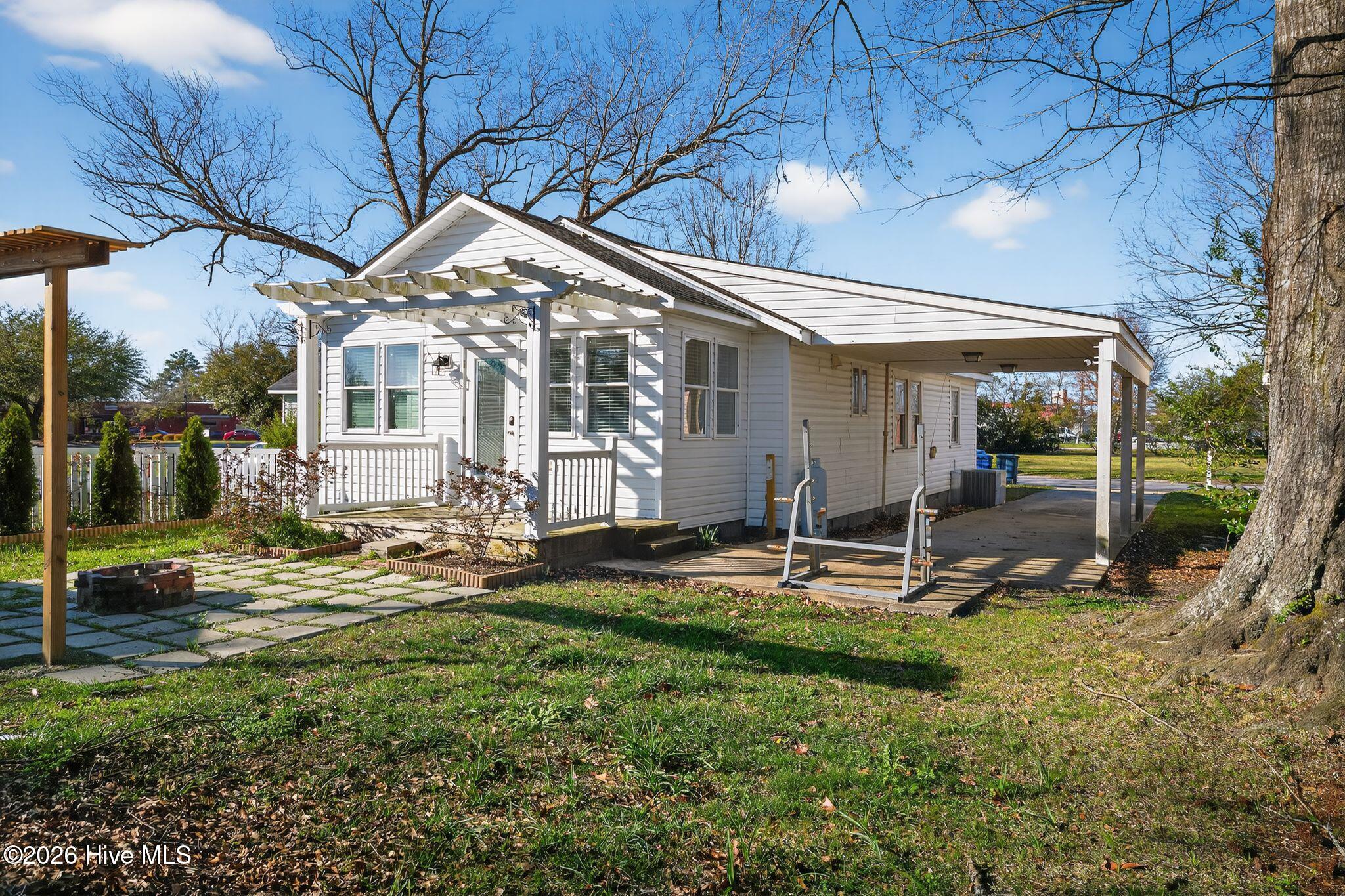 100561378 | Photo 18