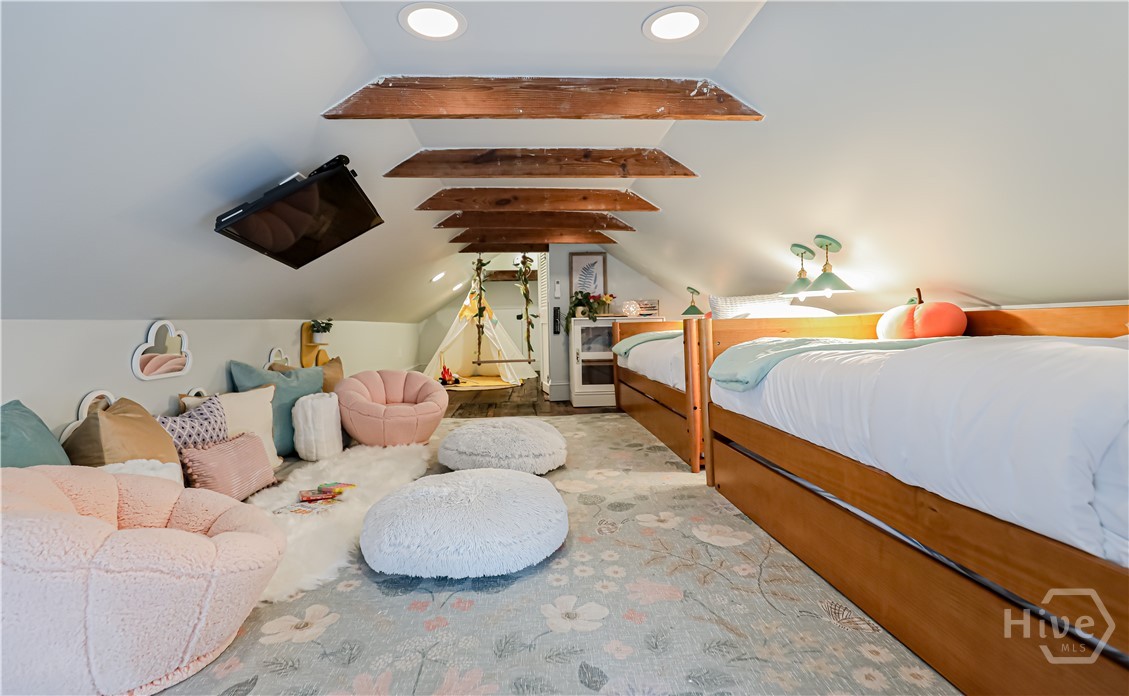 Bunk room