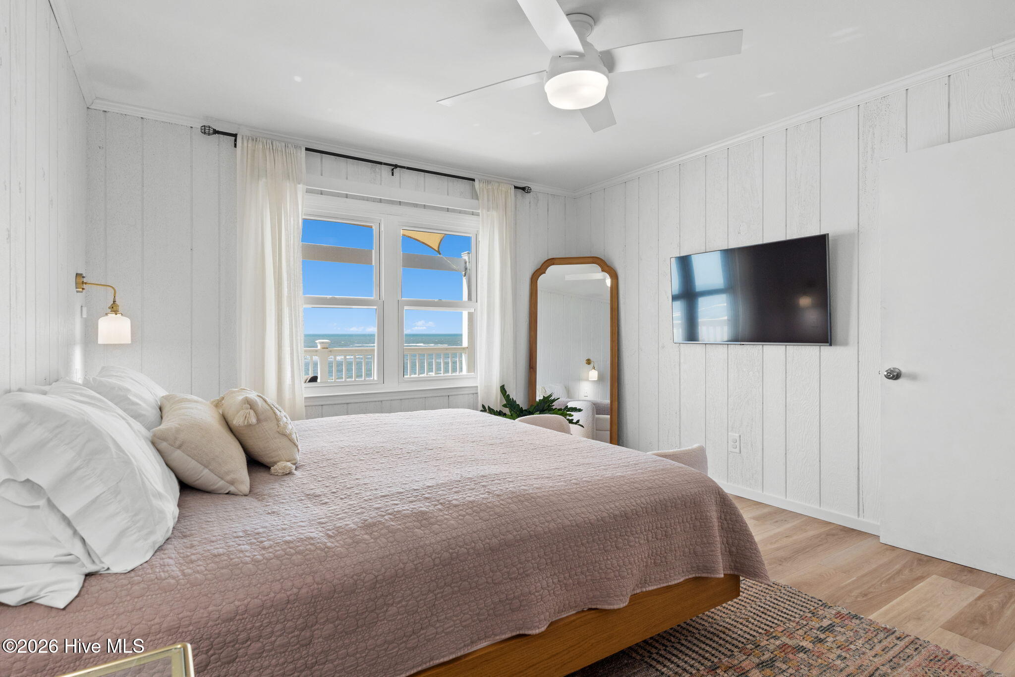 100567694 | Photo 28