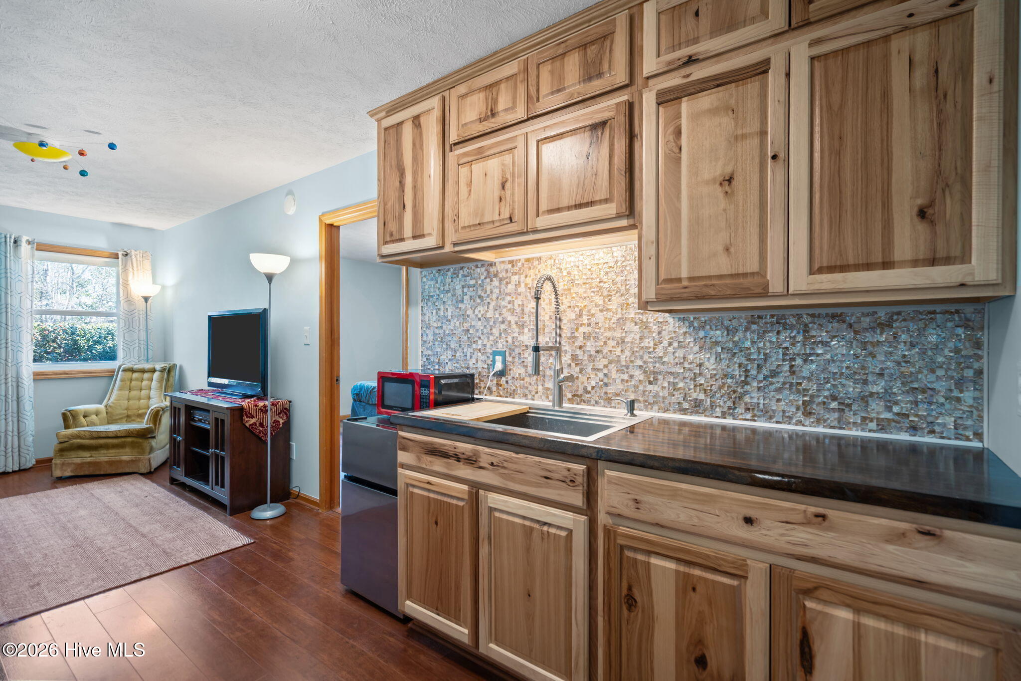 100569191 | Photo 32