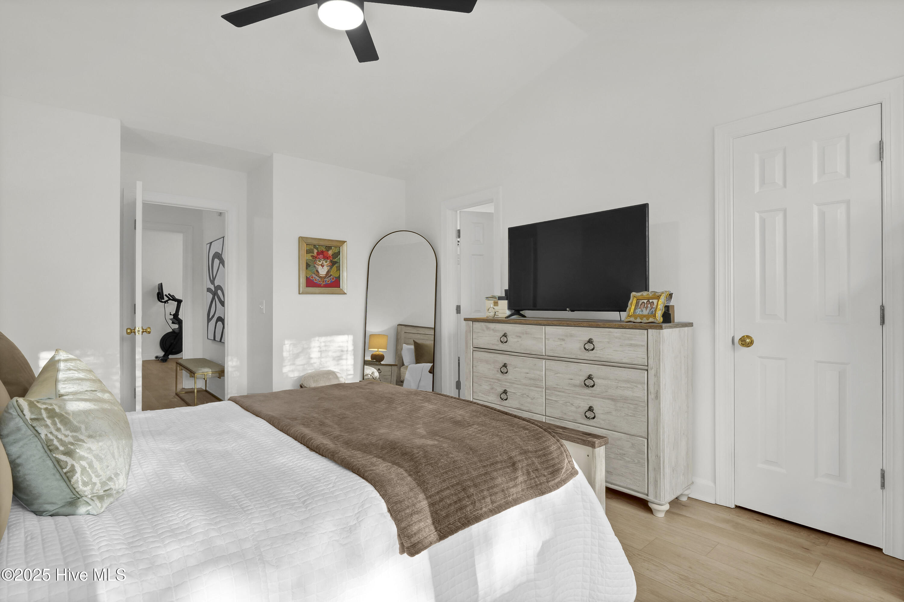 100546697 | Photo 21