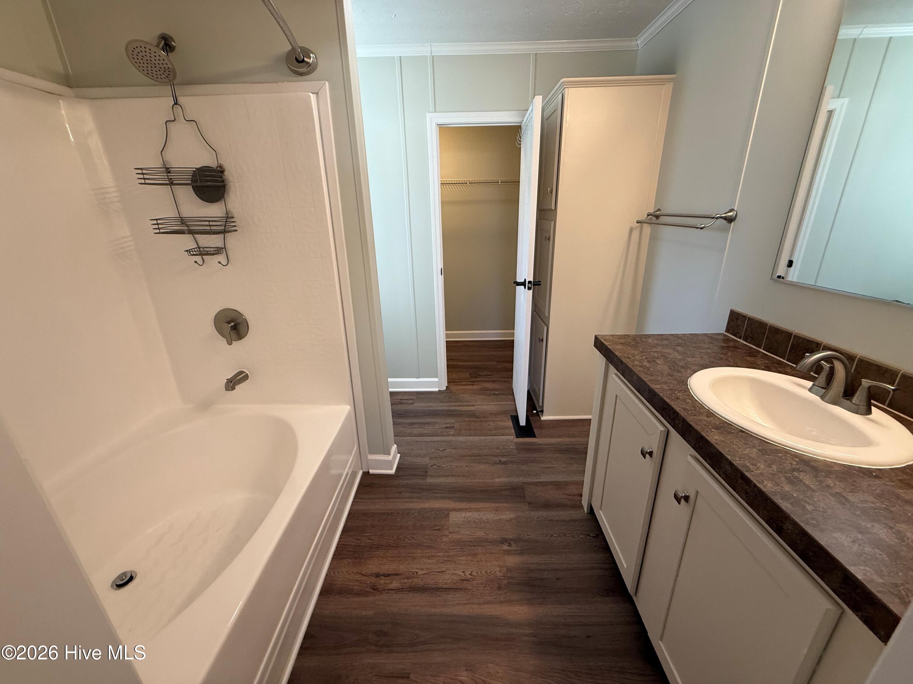 100555141 | Photo 10