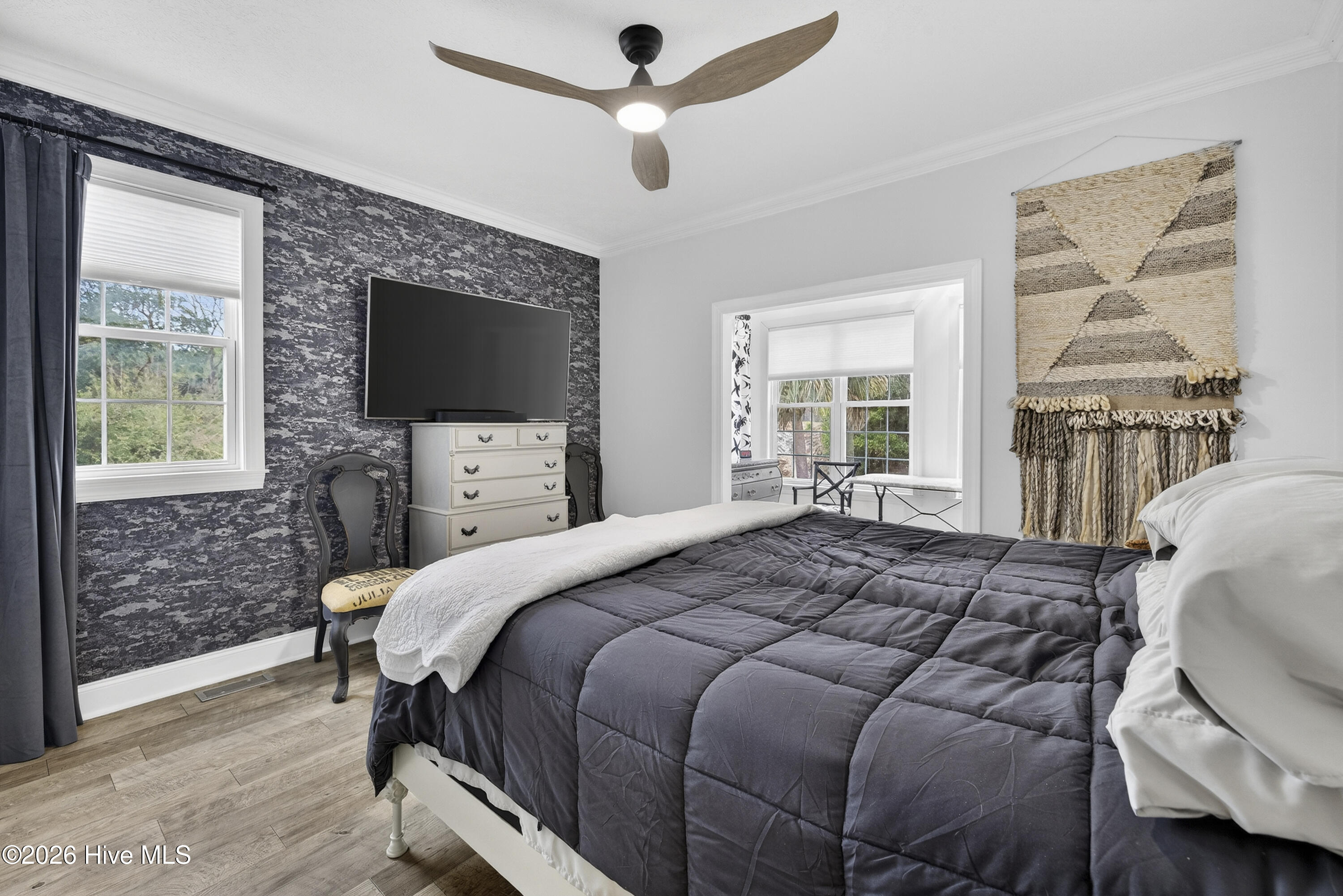 100557060 | Photo 23