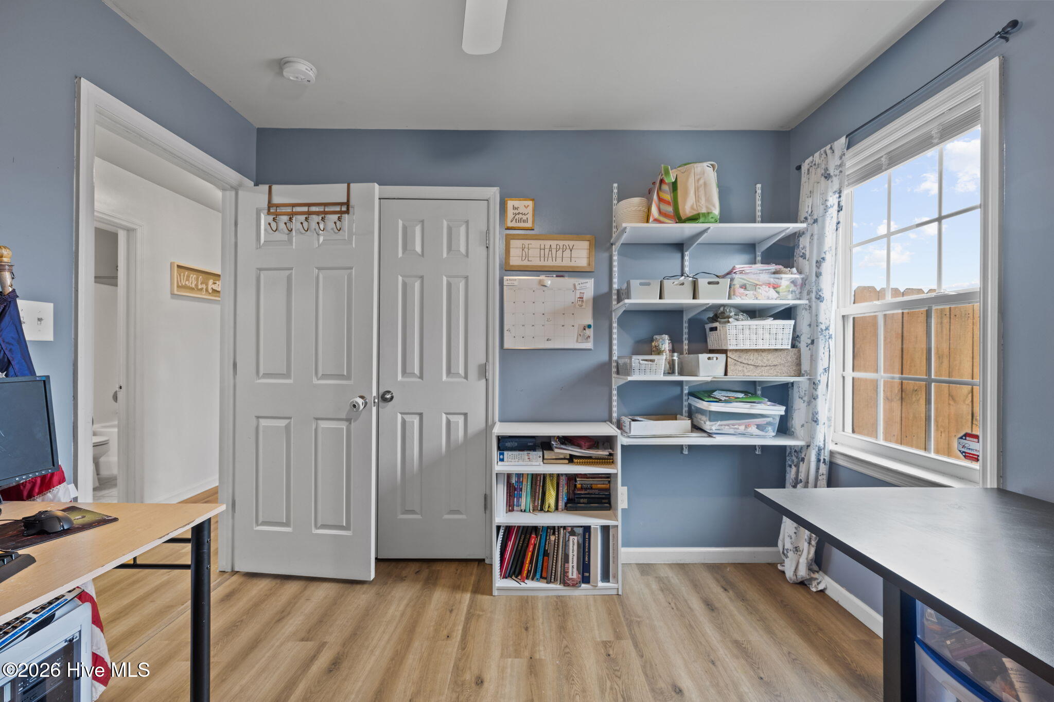 100554130 | Photo 28