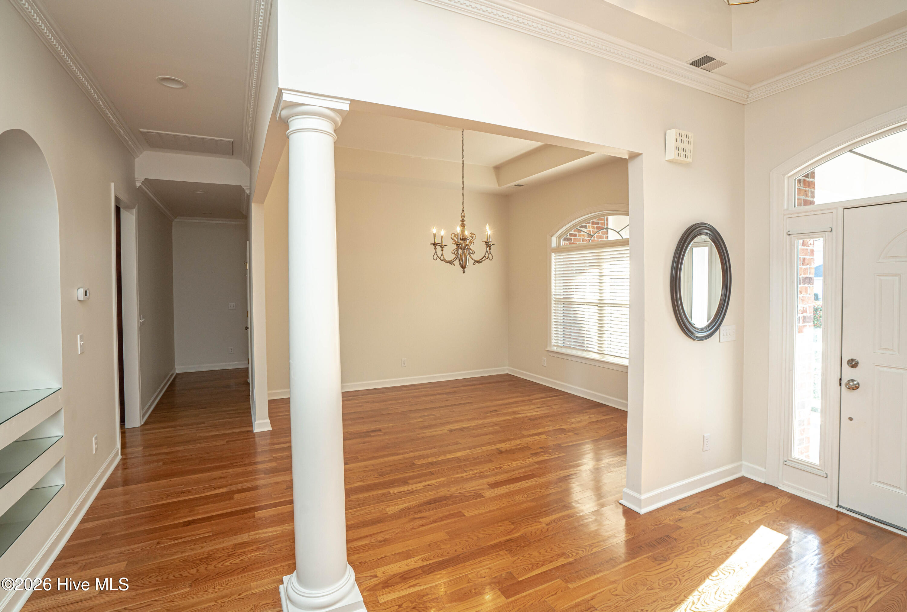 100553430 | Photo 17