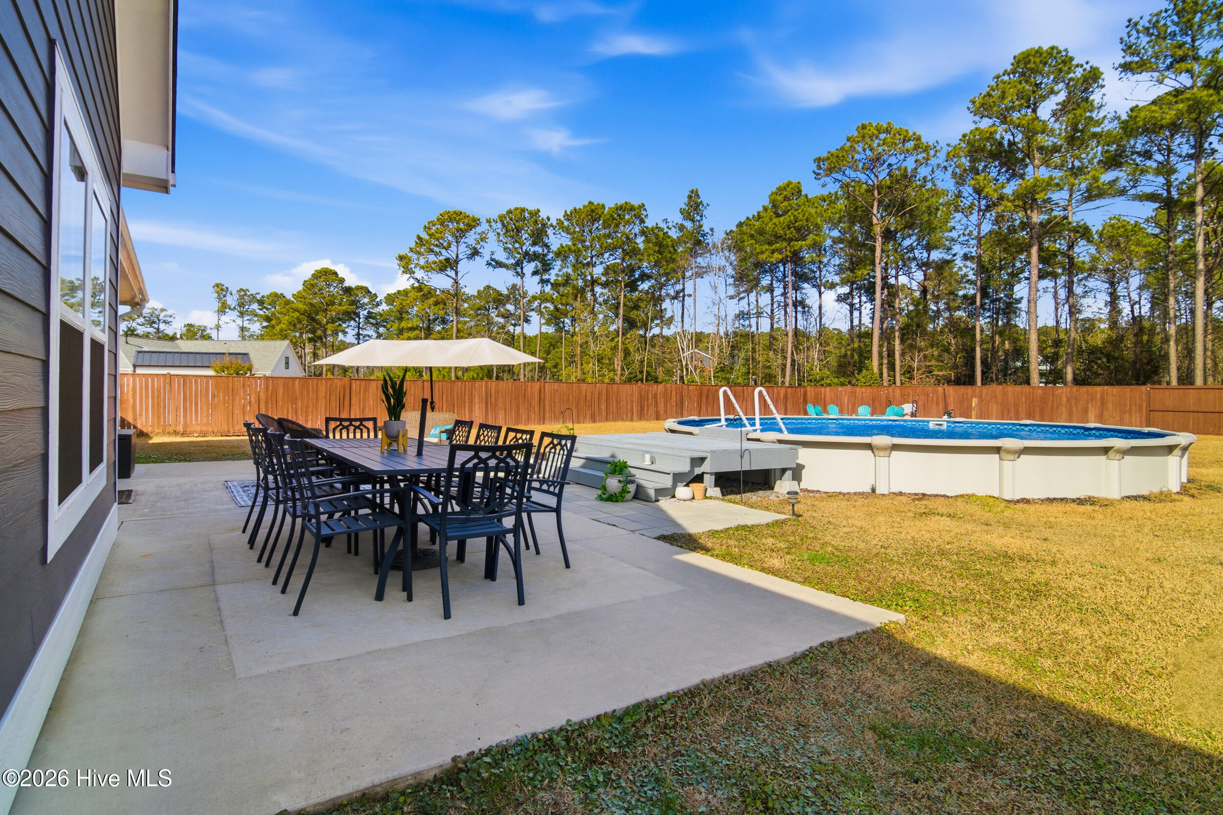 100551617 | Photo 37