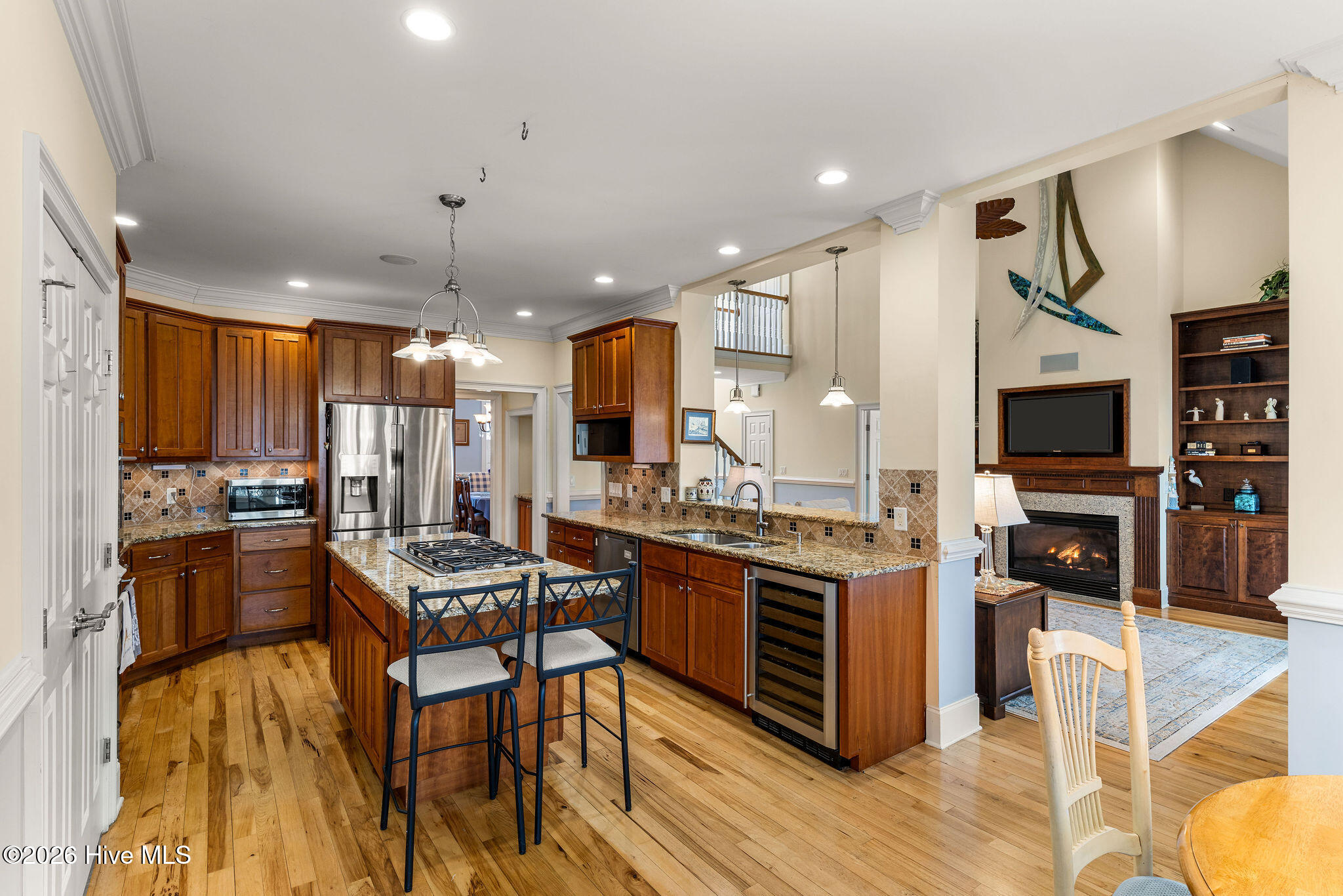 100557018 | Photo 26