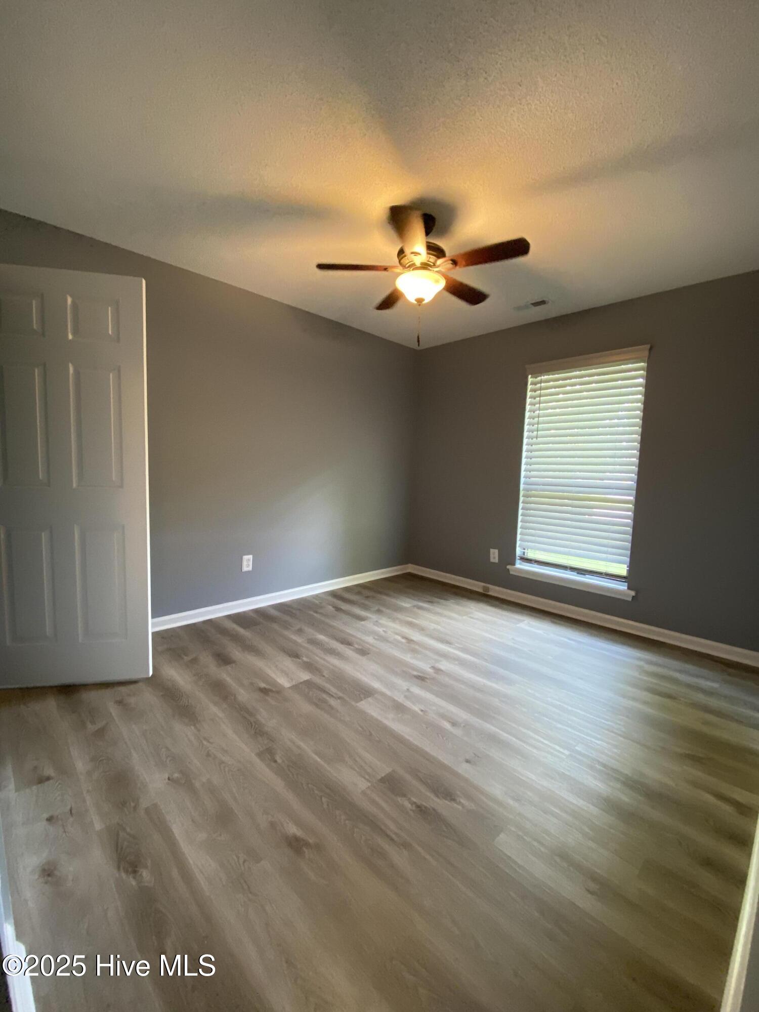 100544844 | Photo 10