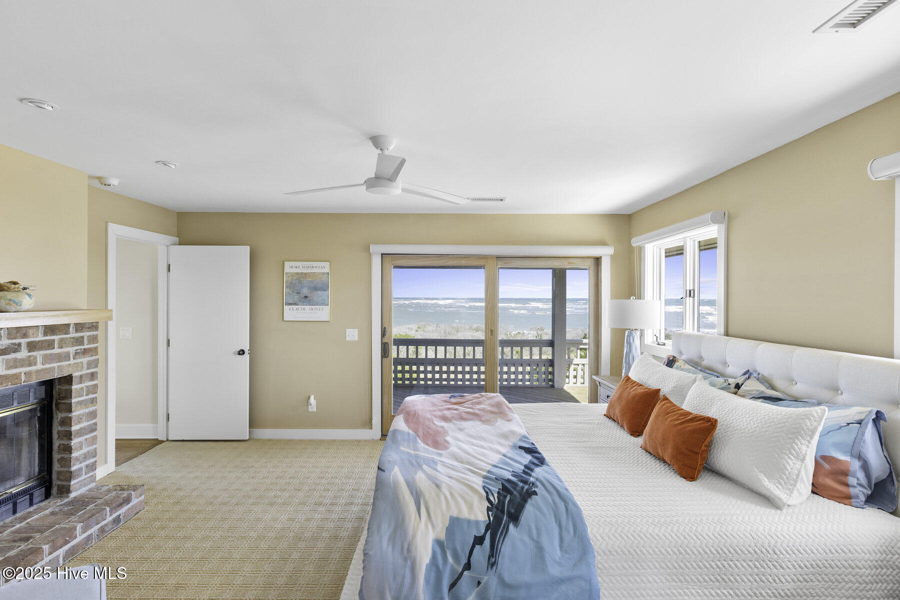 100500636 | Photo 16