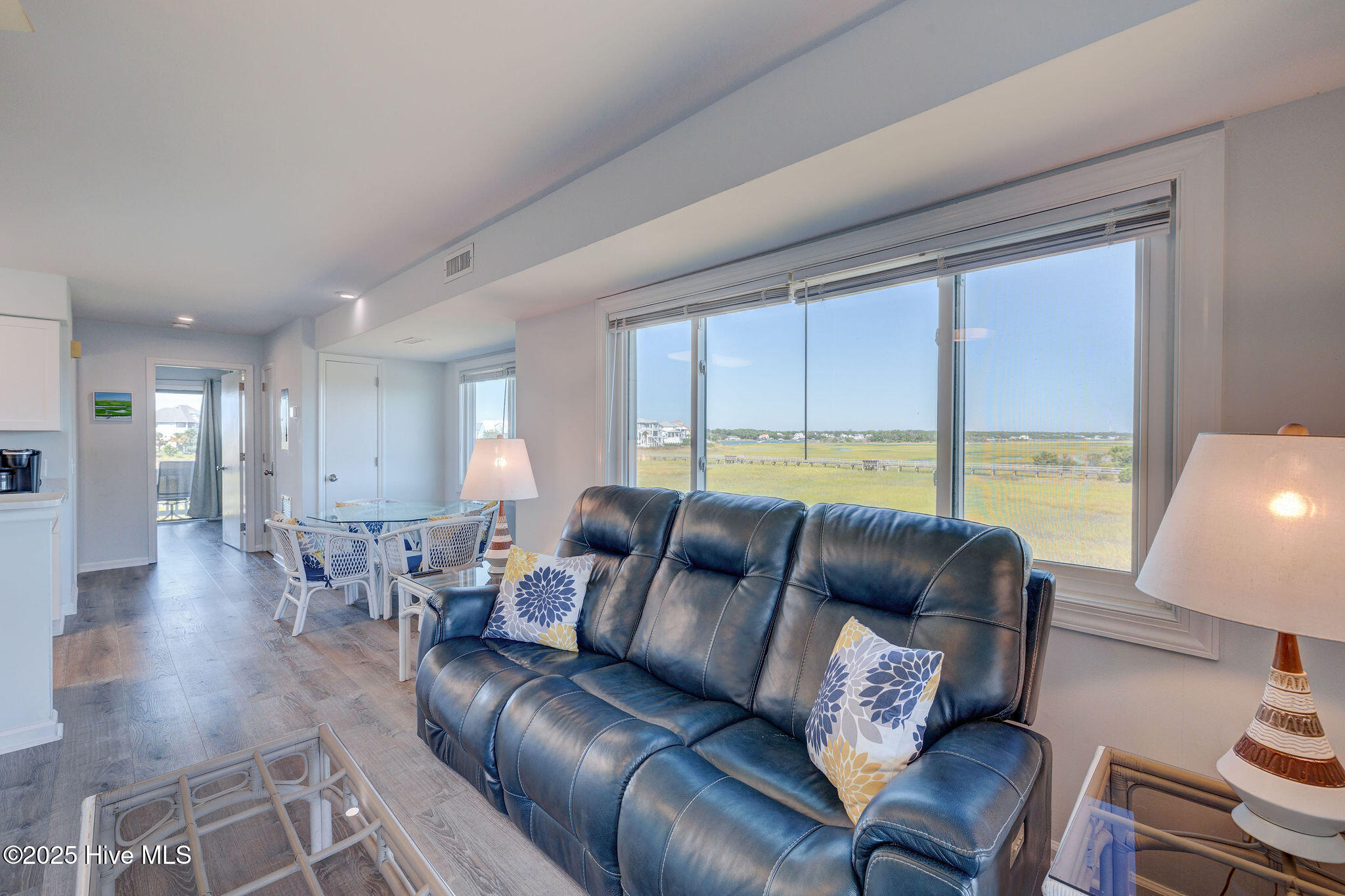 100531579 | Photo 15