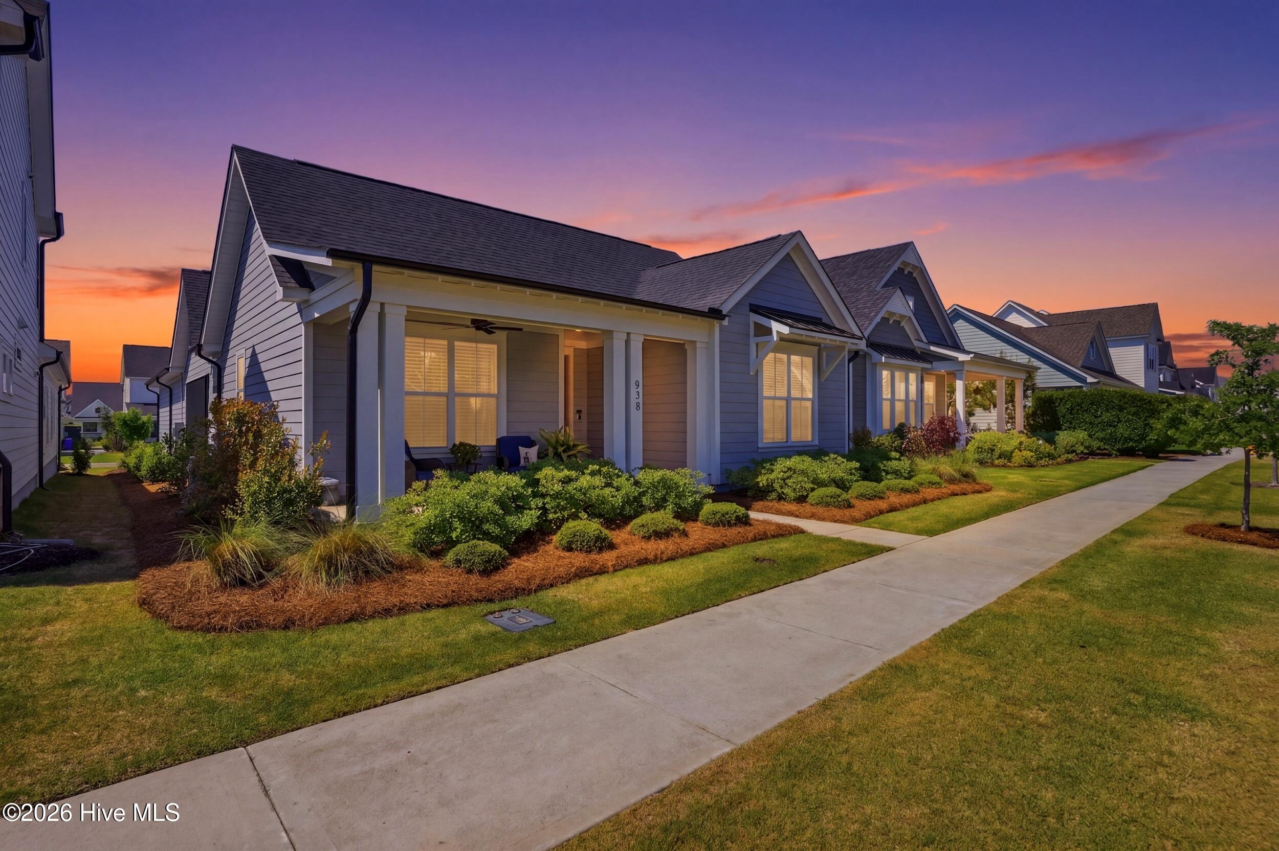 100569050 | Photo 74