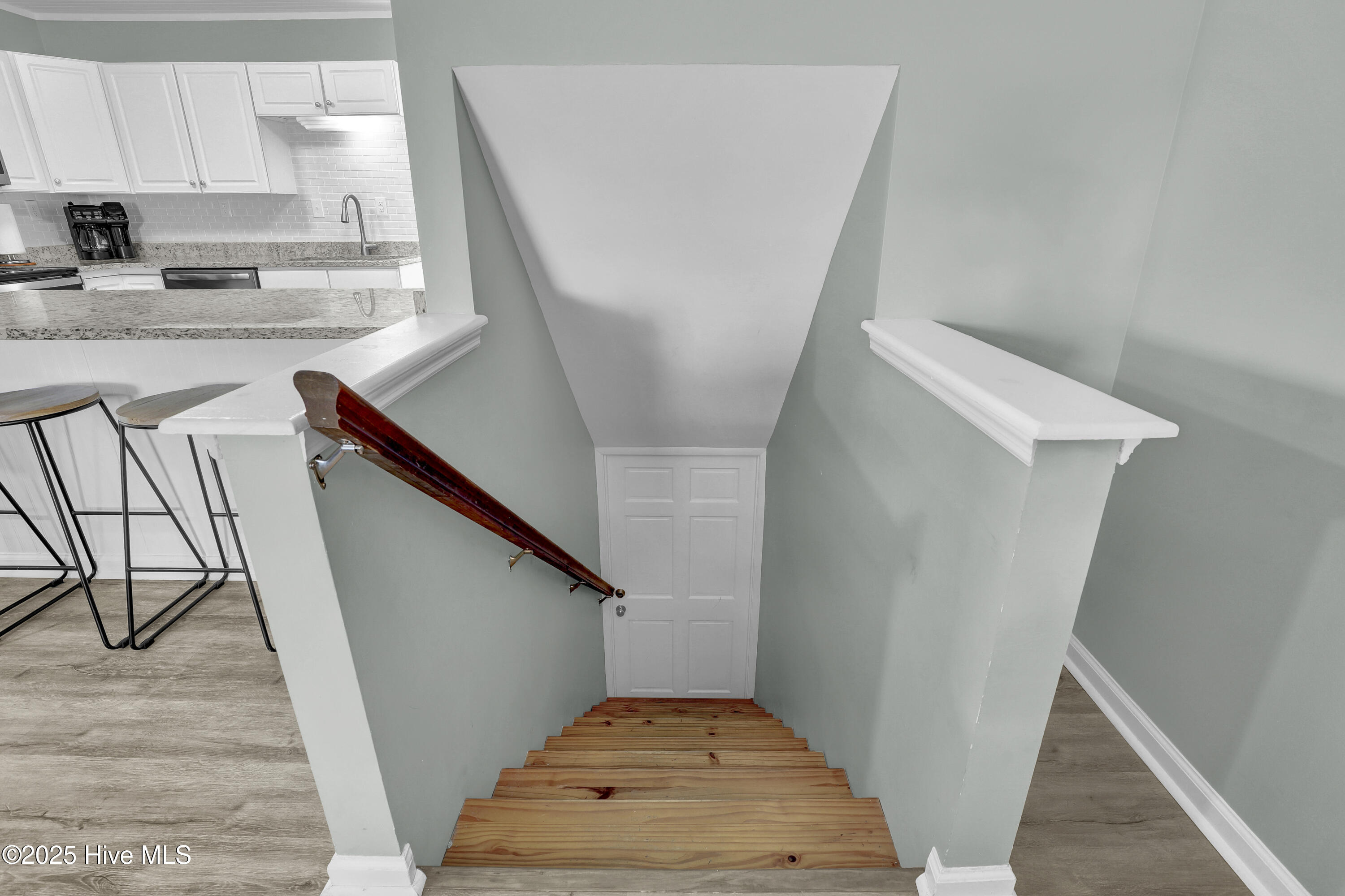 100543531 | Photo 29