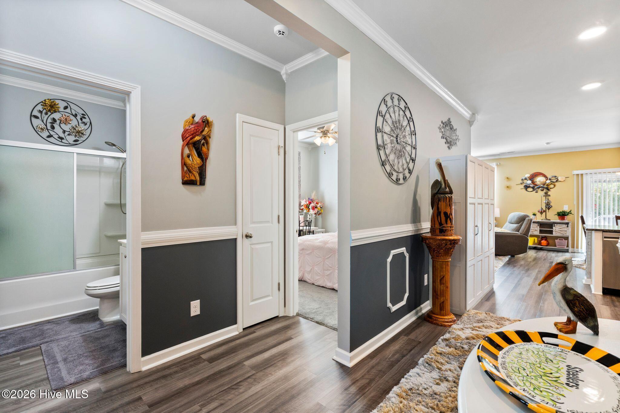 100550283 | Photo 10