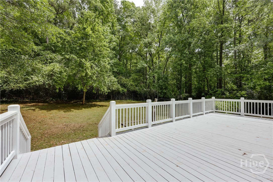 155 Hunters Pointe Drive