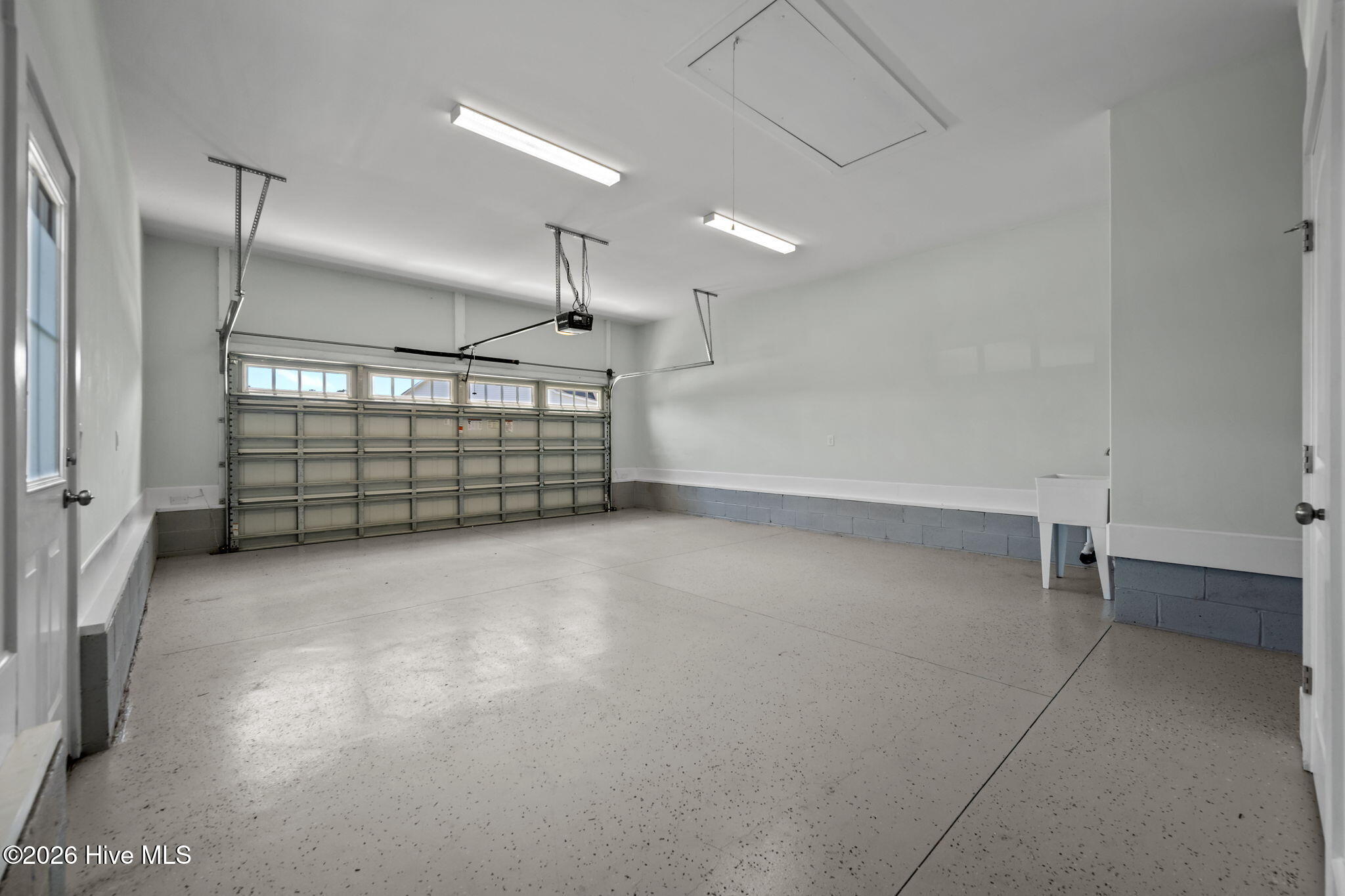 559 Moss Lake Lane, Holly Ridge, NC, 28445