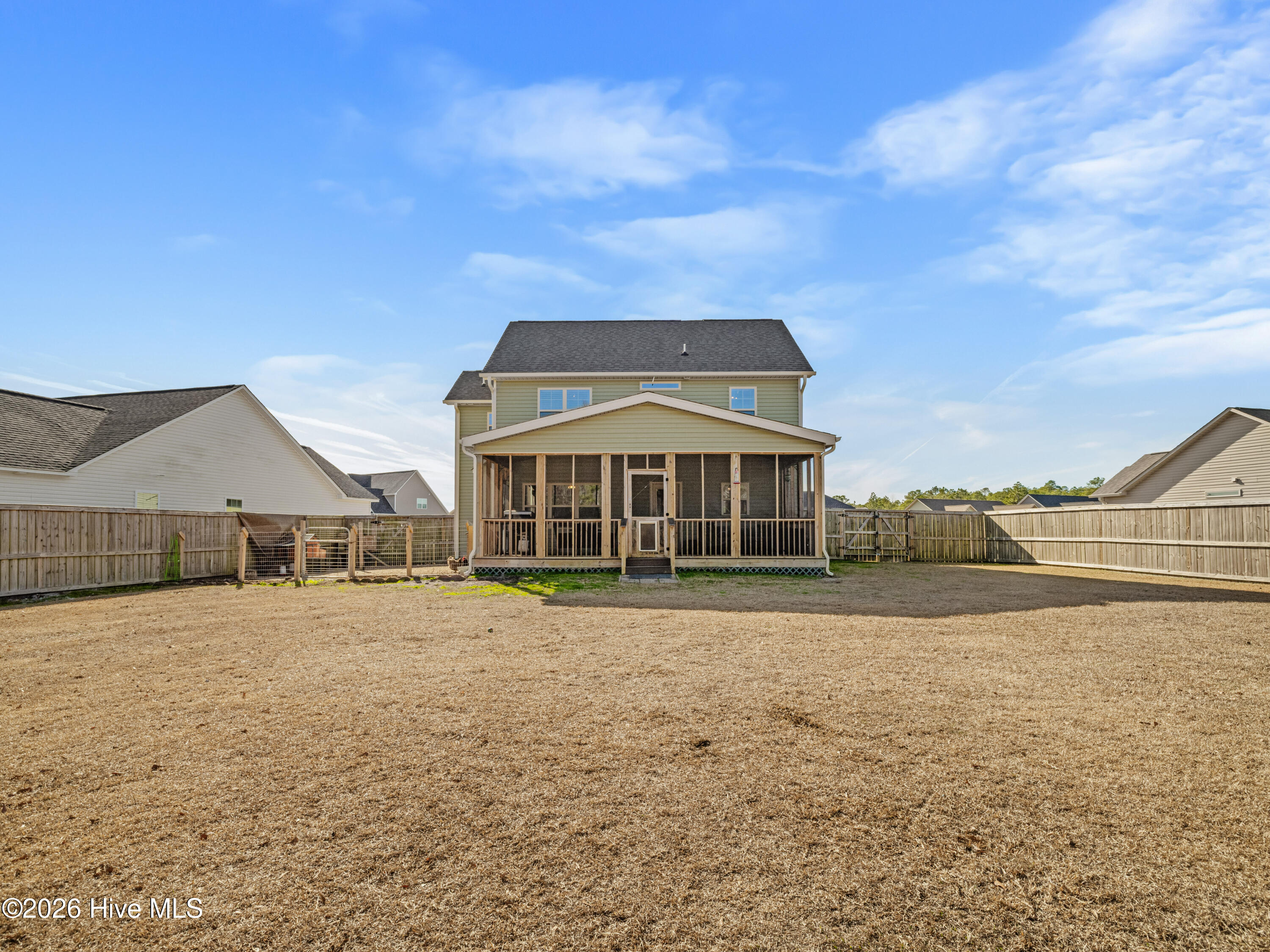 100549966 | Photo 53