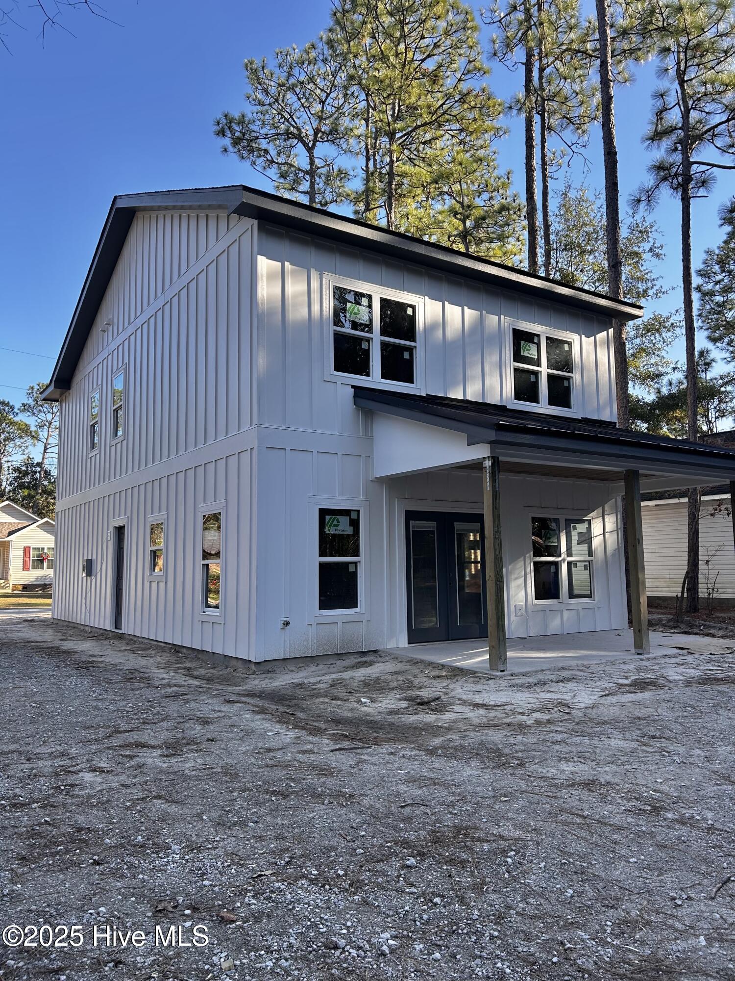 100543932 | Photo 10