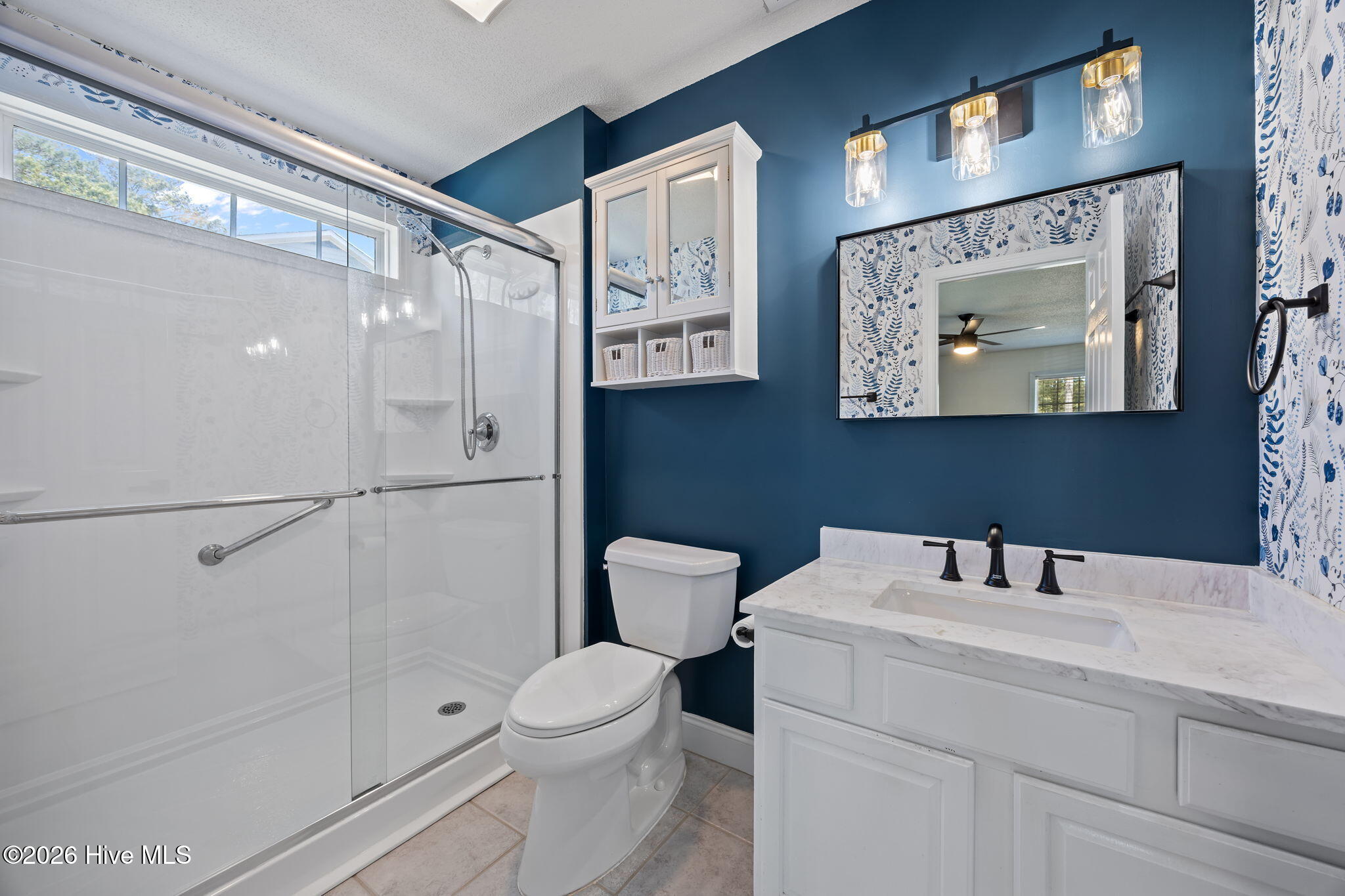 100561724 | Photo 38