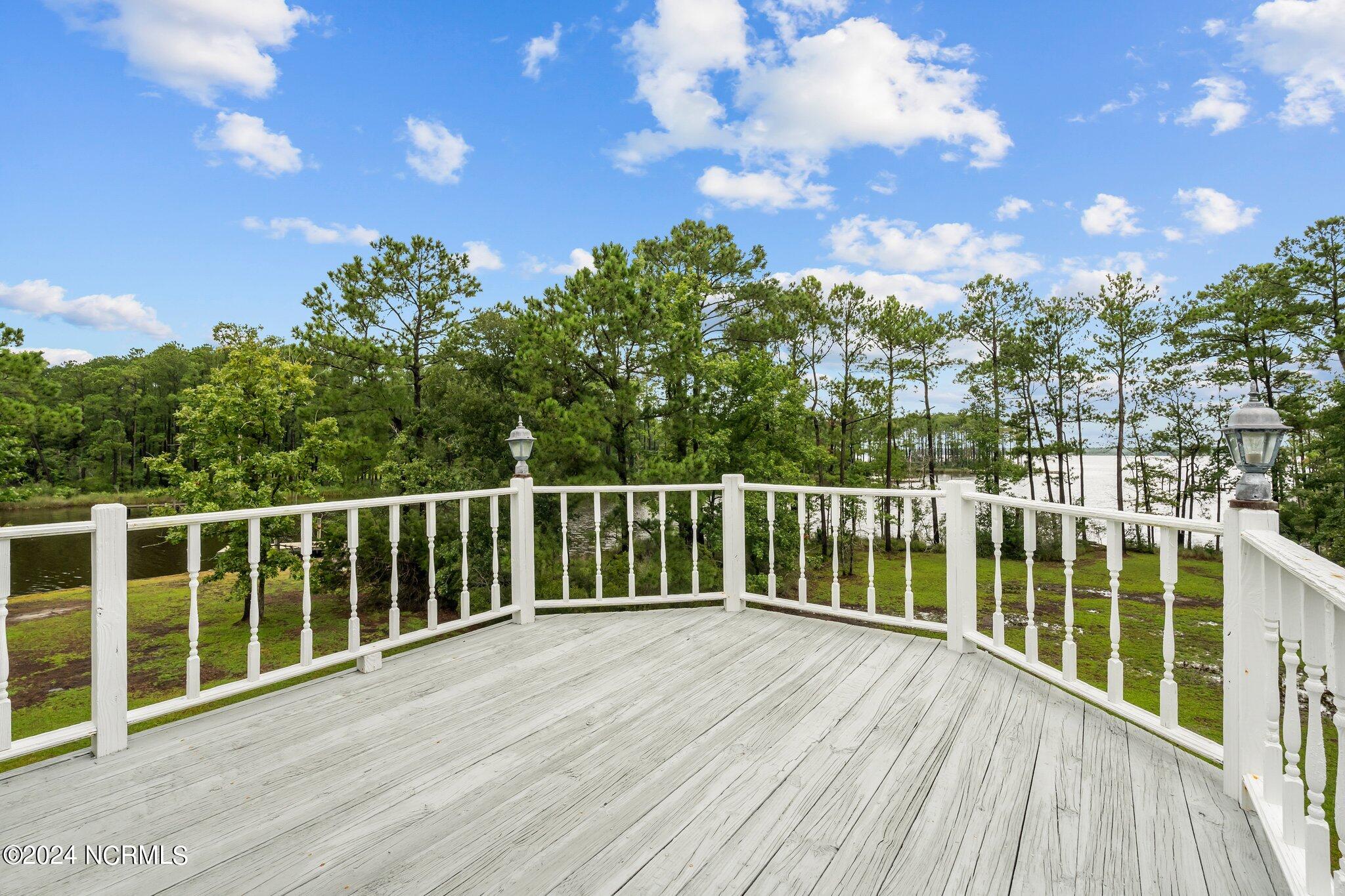 1039 Pasture Point Road,Merritt