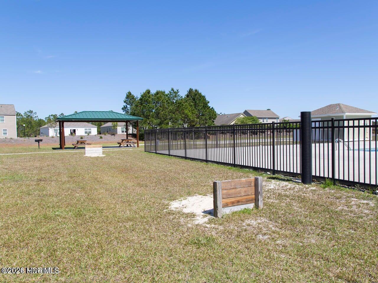 100564148 | Photo 22