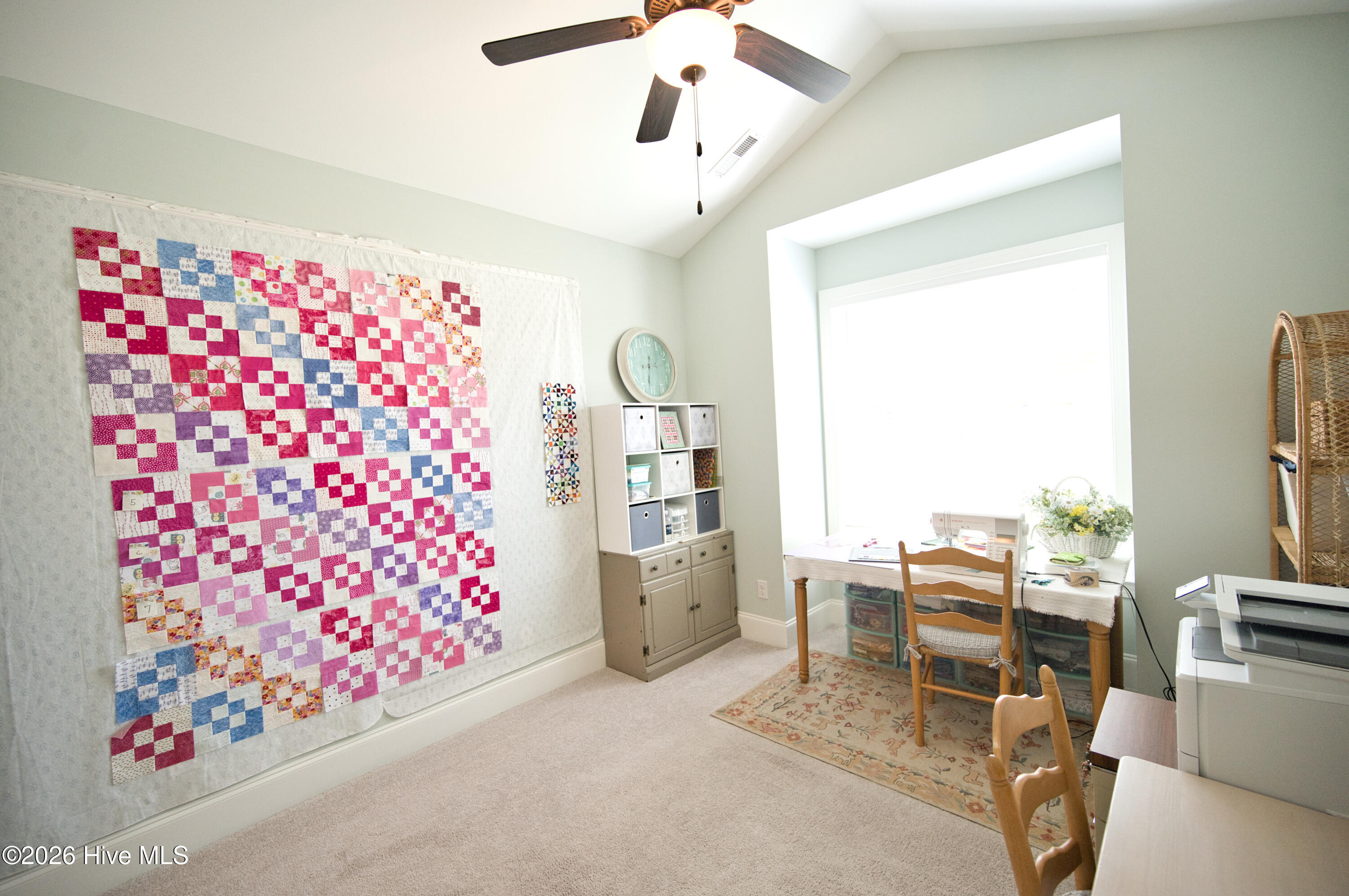 100567363 | Photo 36