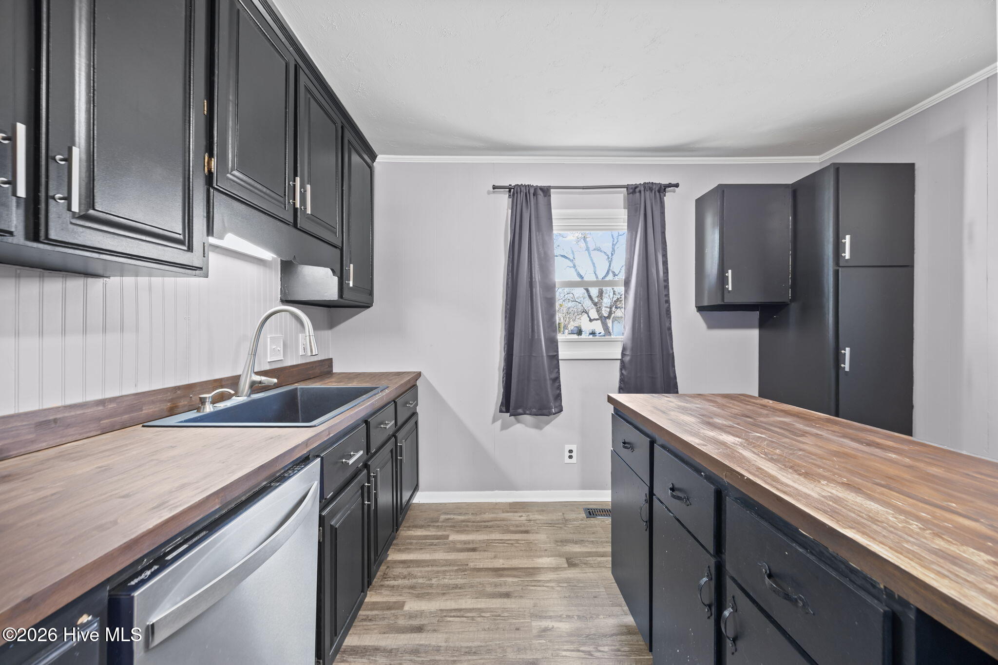 100553623 | Photo 15