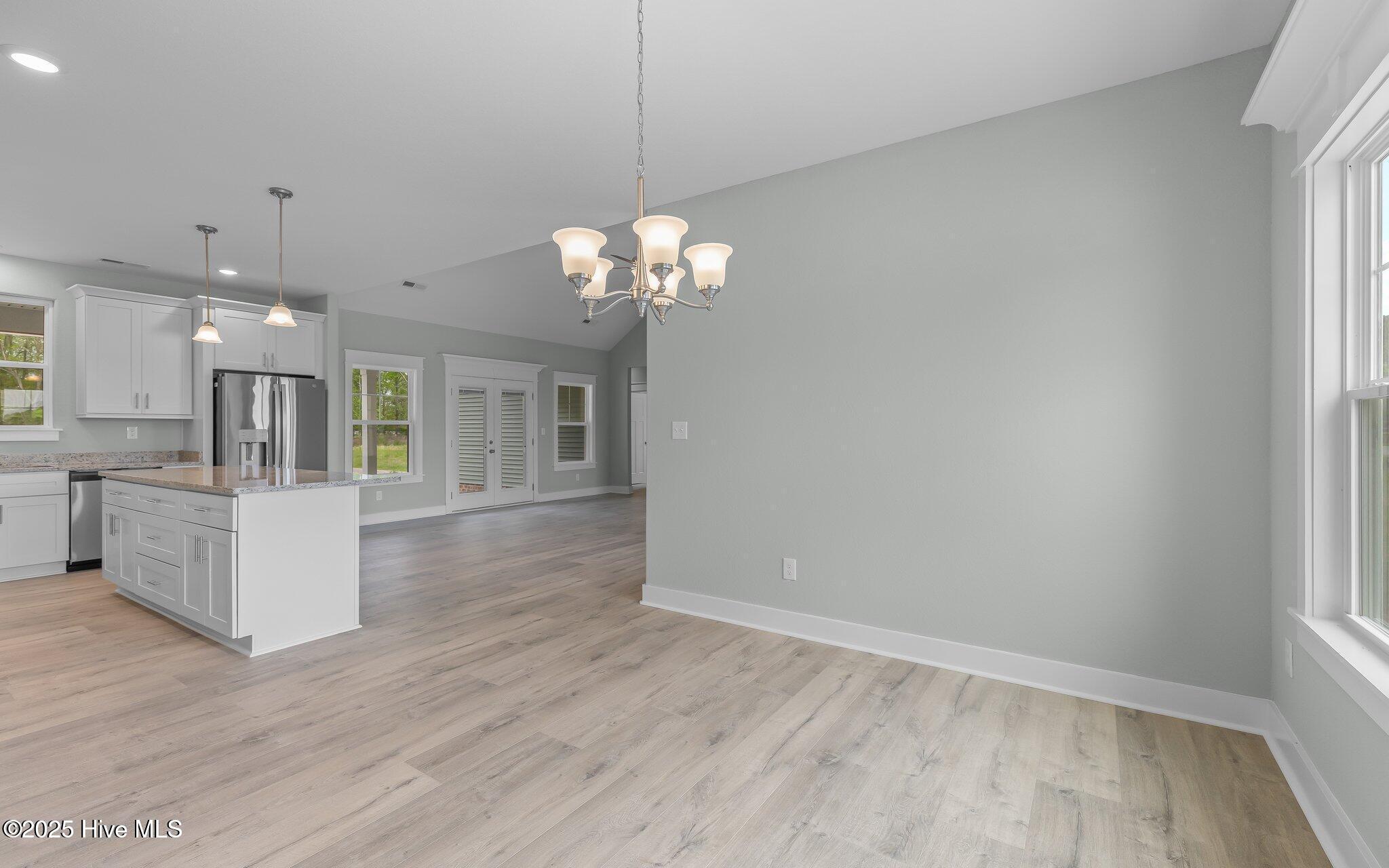 20250722035715311580000000-o