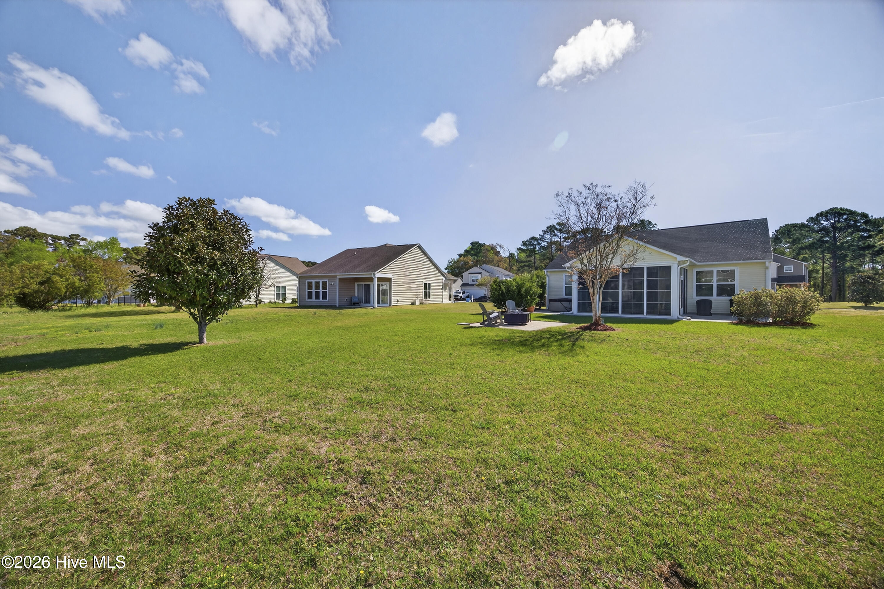 100564914 | Photo 44