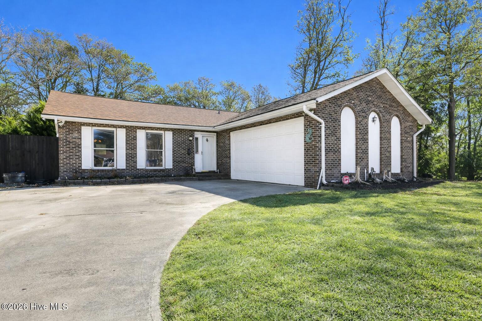 100555403 | Photo 59