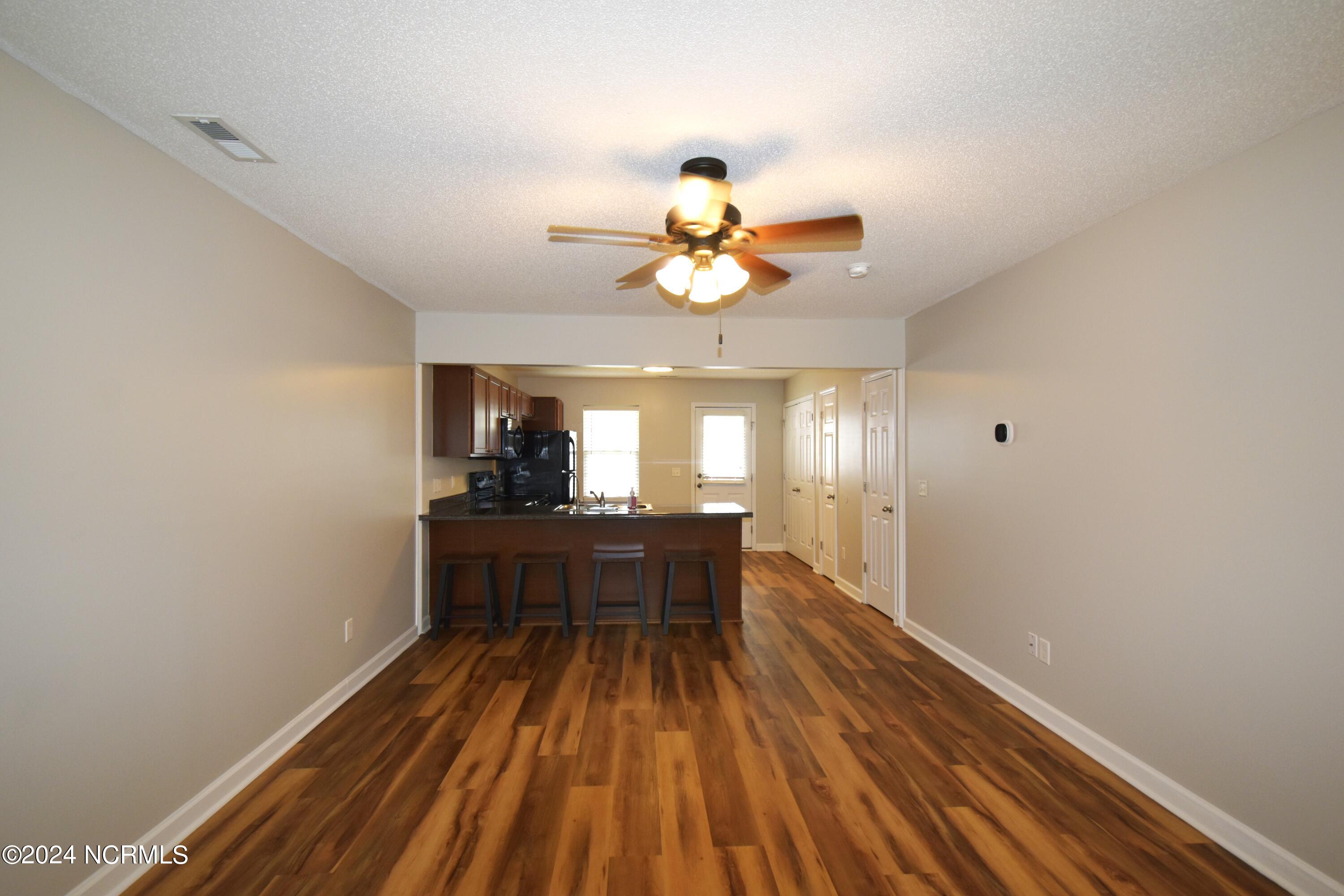 202 Lanieve Court 4,Hubert