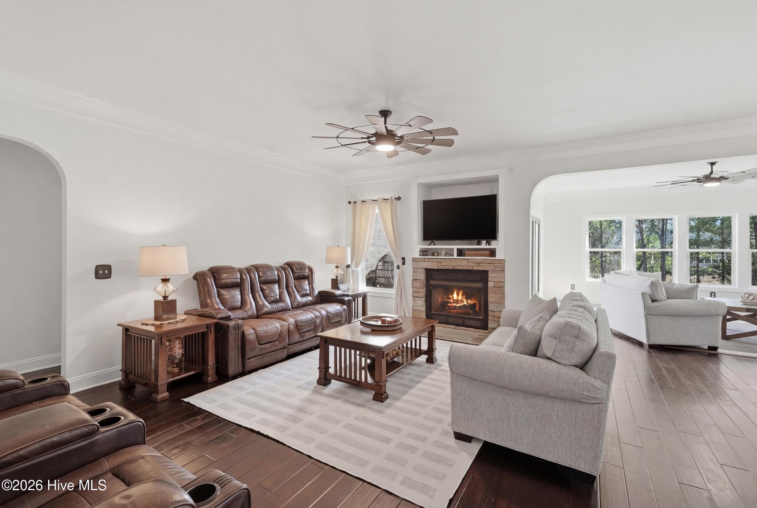 100551970 | Photo 29