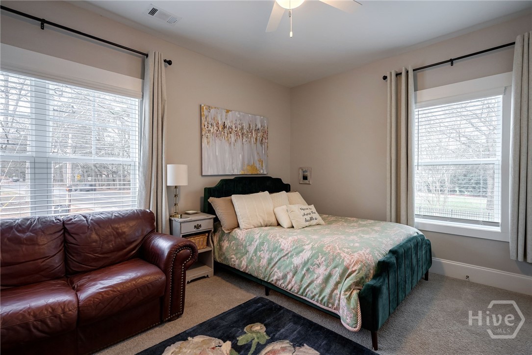 655 Oglethorpe Avenue