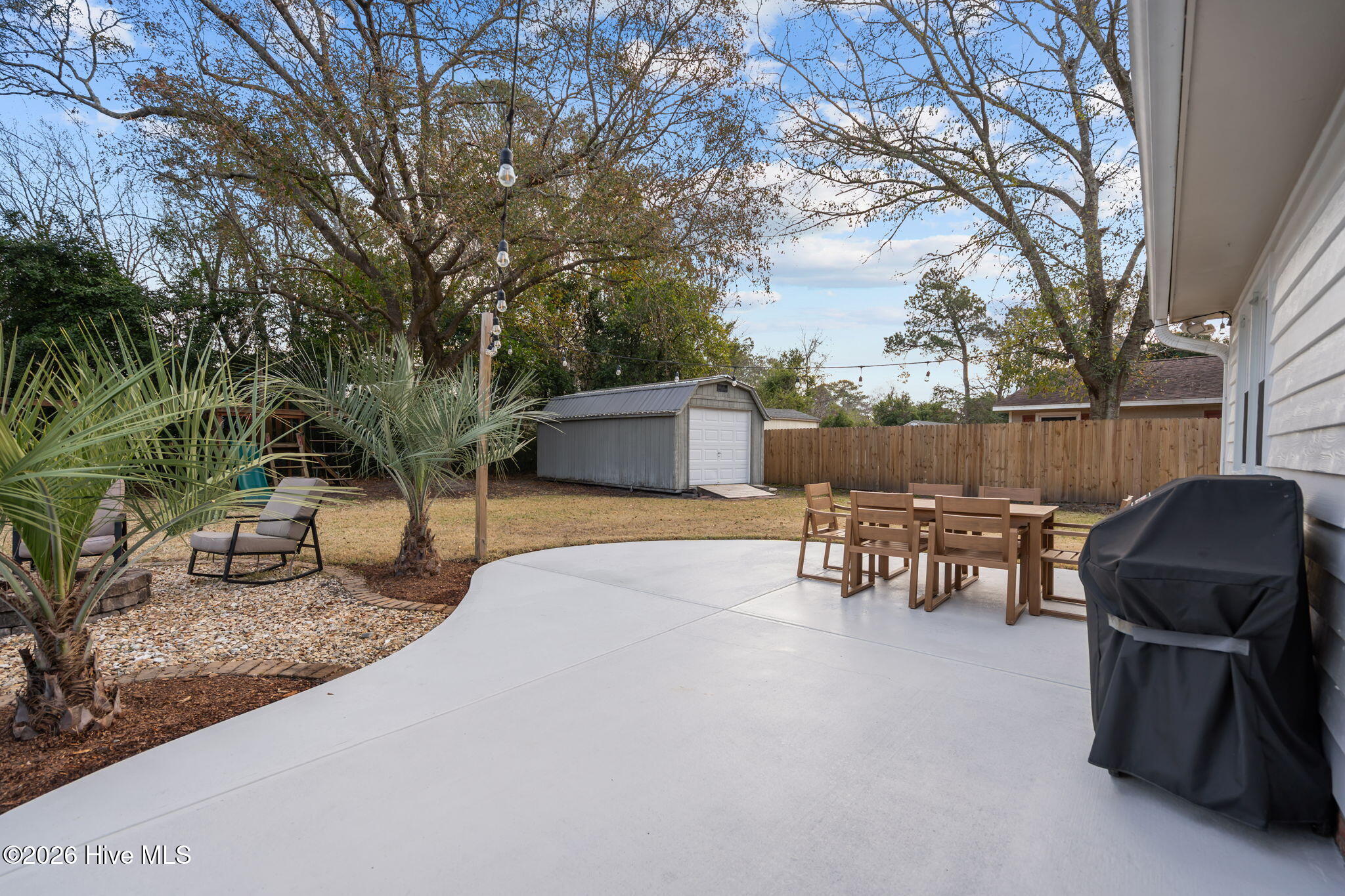 100552729 | Photo 35