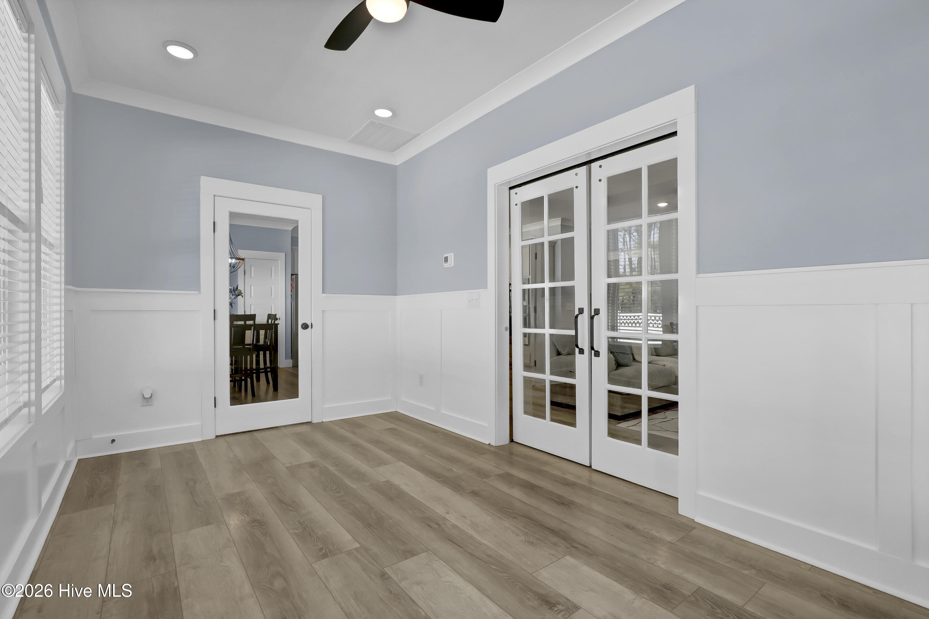 100556741 | Photo 40